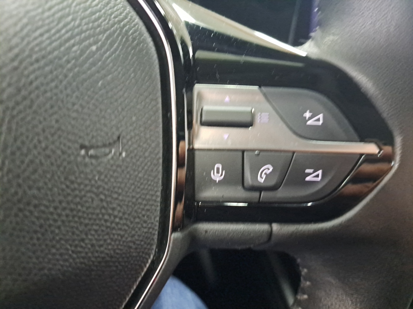 Peugeot 308 vaihtoauto