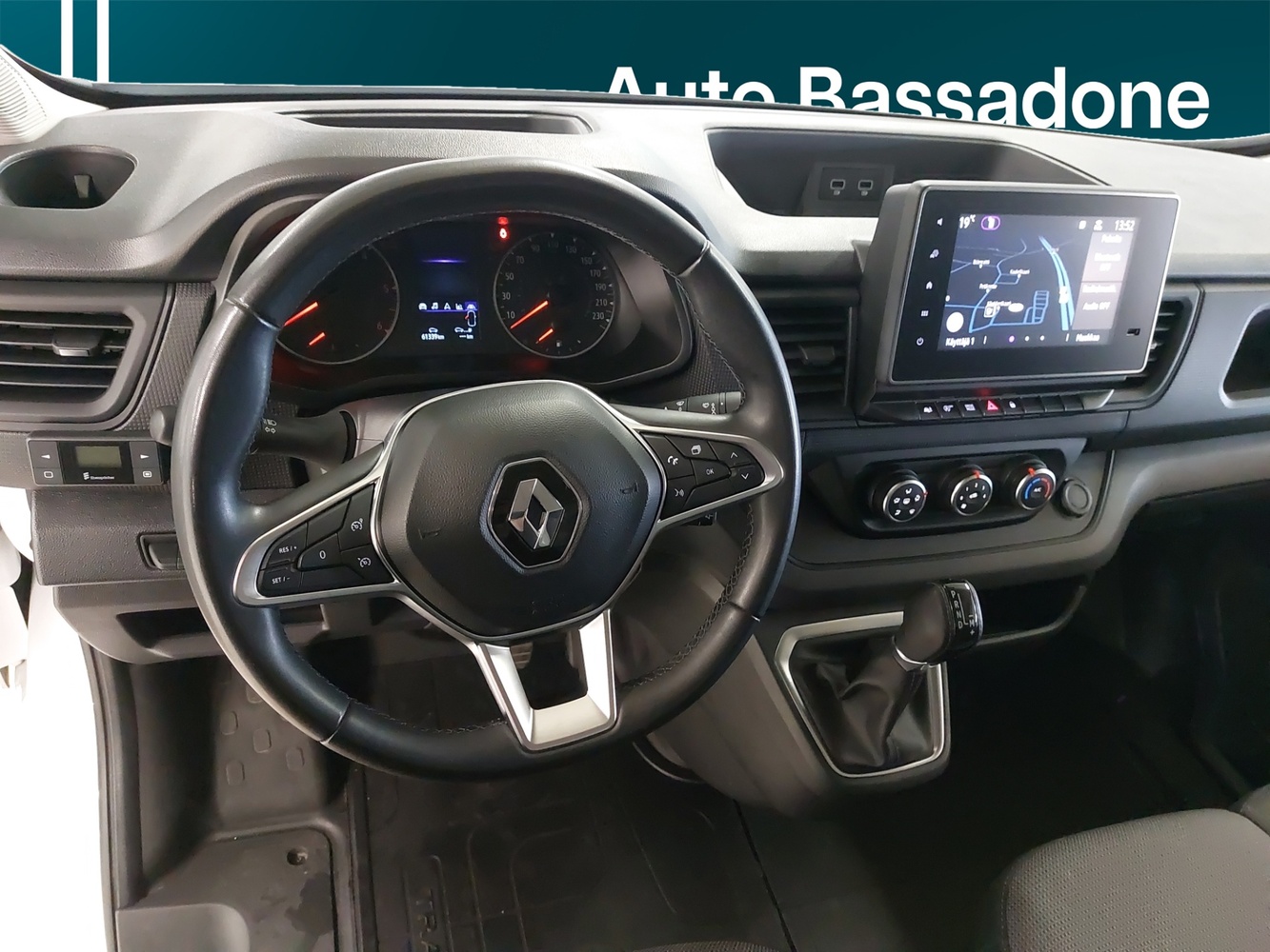 Renault Trafic vaihtoauto