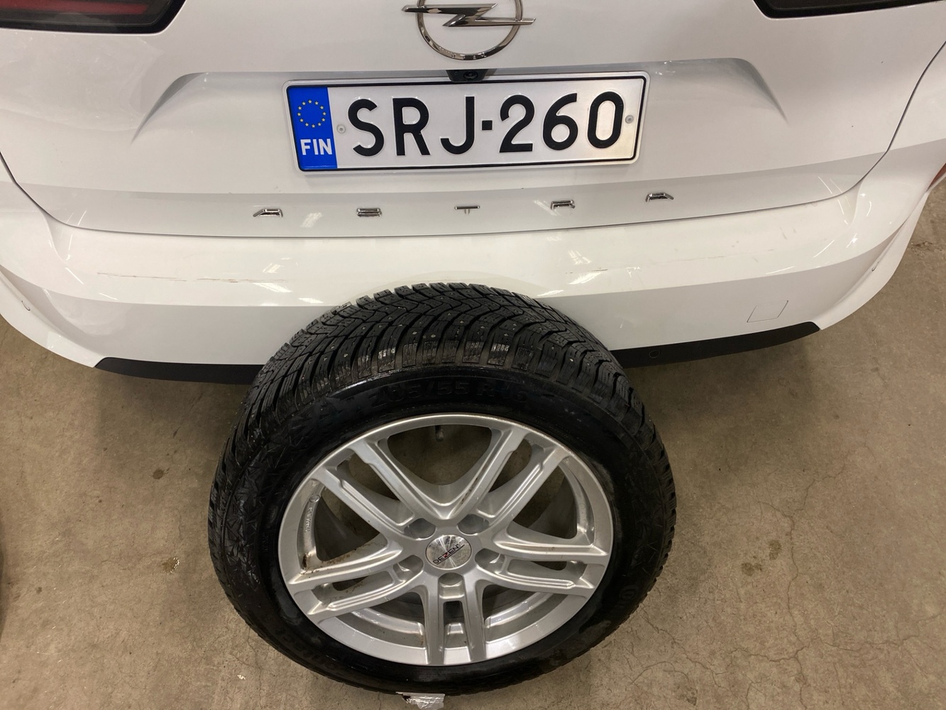 Opel Astra vaihtoauto