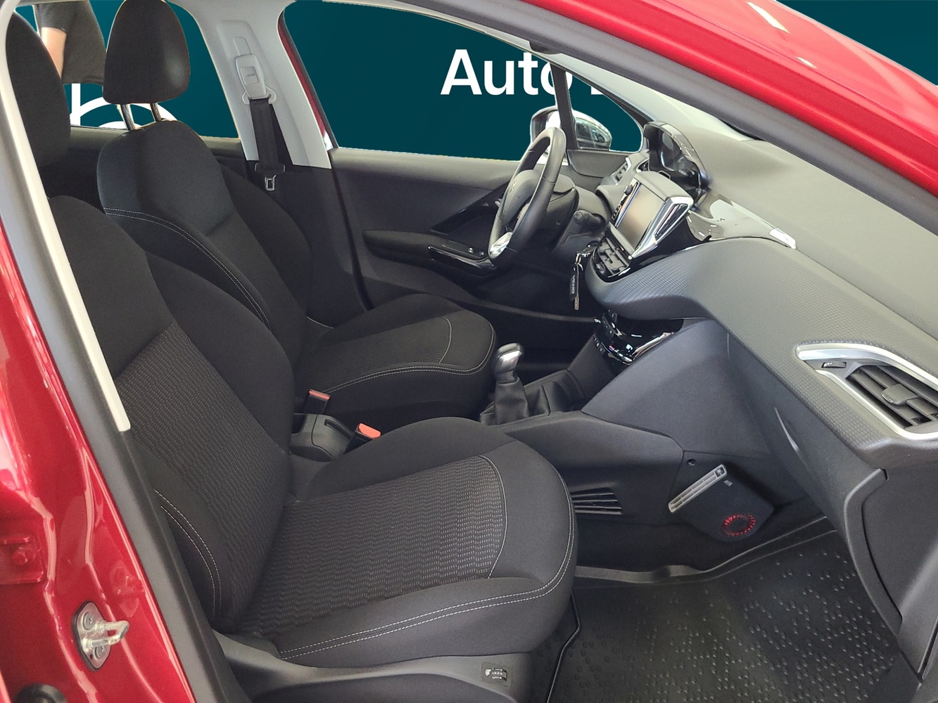 Peugeot 208 vaihtoauto