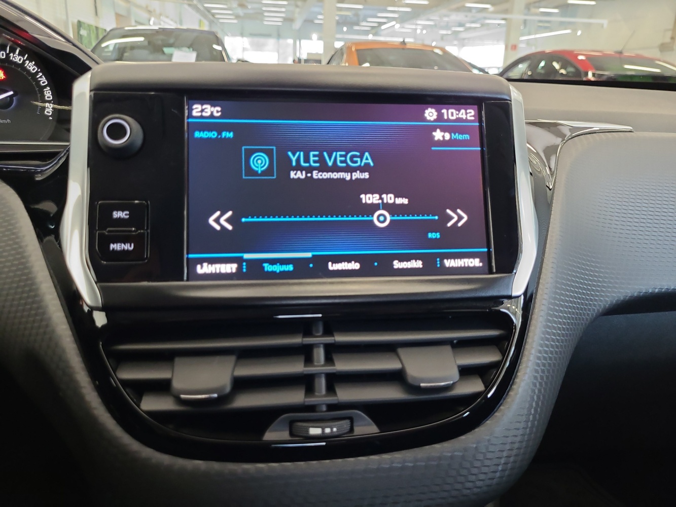 Peugeot 208 vaihtoauto