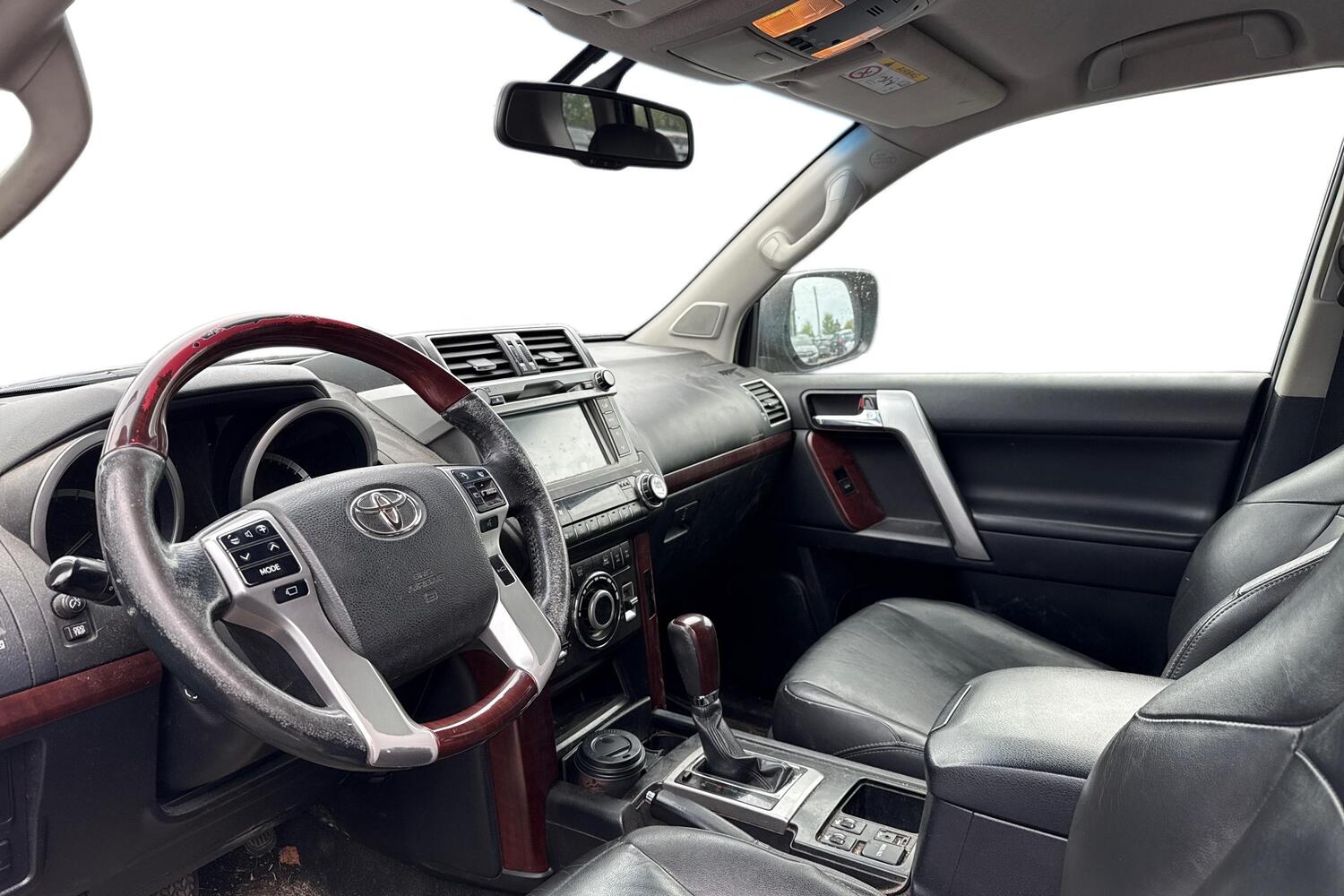 Toyota Land Cruiser vaihtoauto