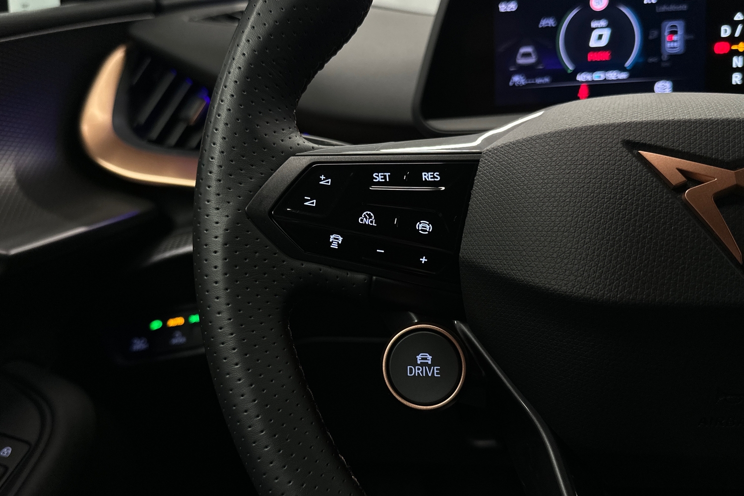 Cupra Tavascan vaihtoauto