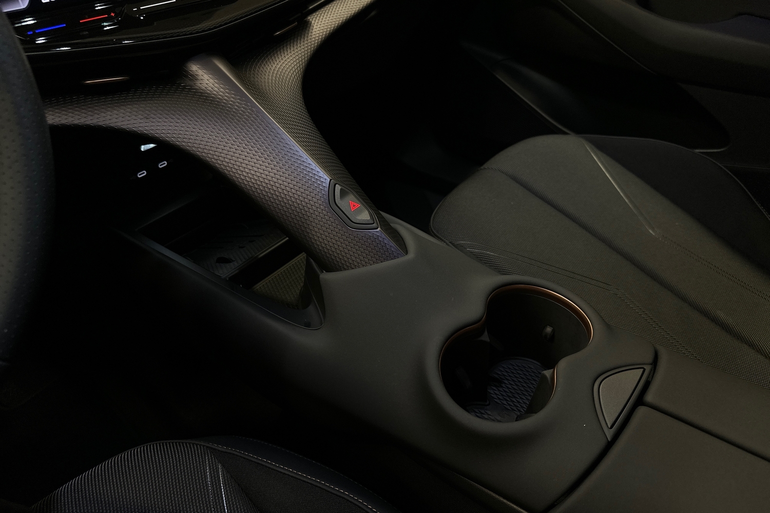 Cupra Tavascan vaihtoauto