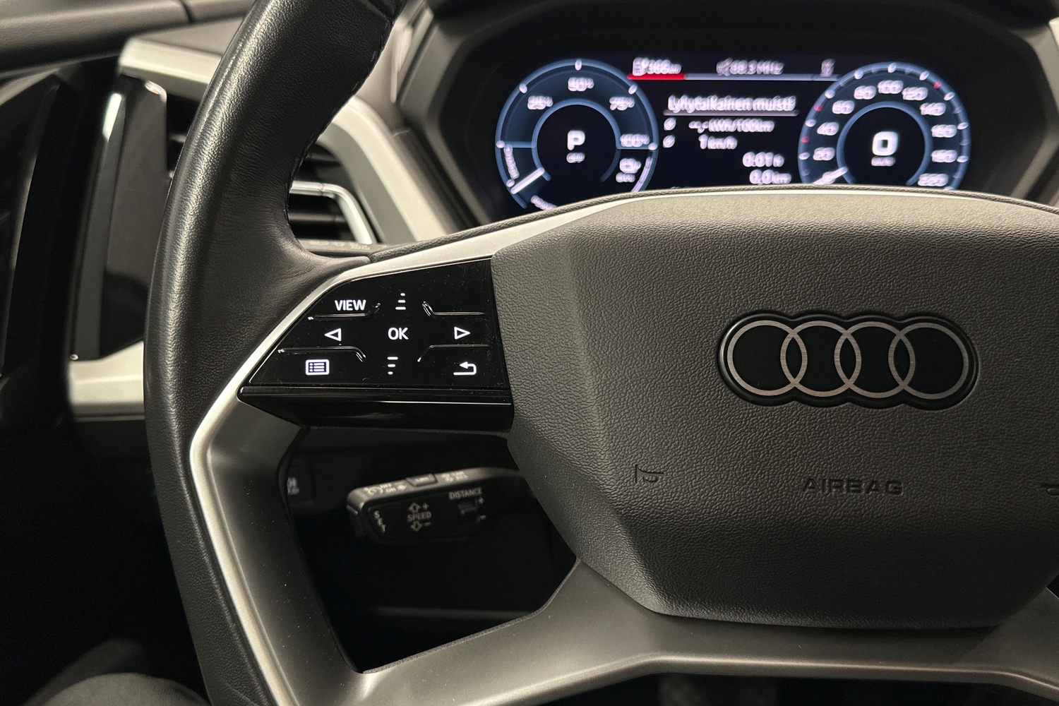 Audi Q4 e-tron vaihtoauto