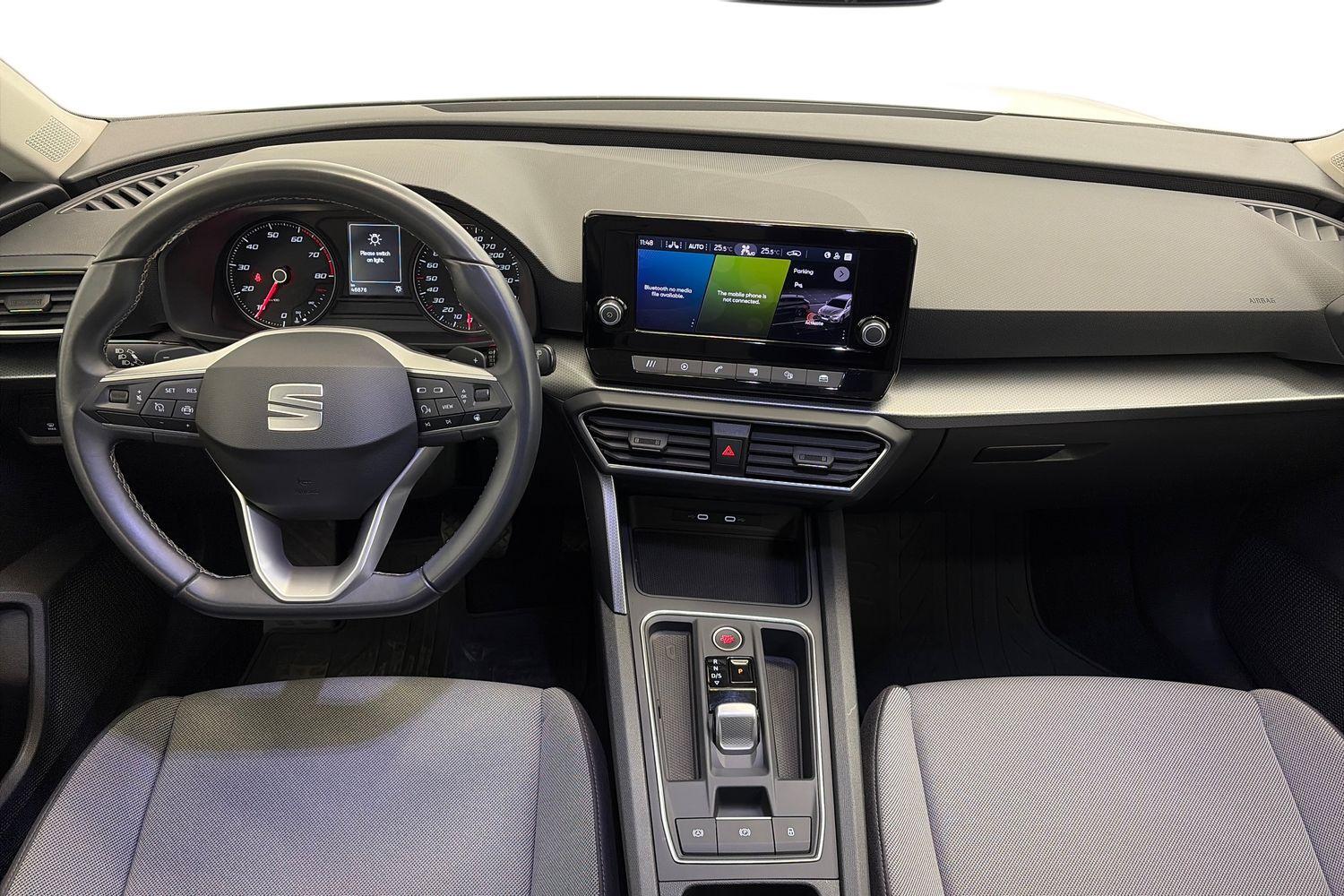 SEAT Leon Sportstourer vaihtoauto
