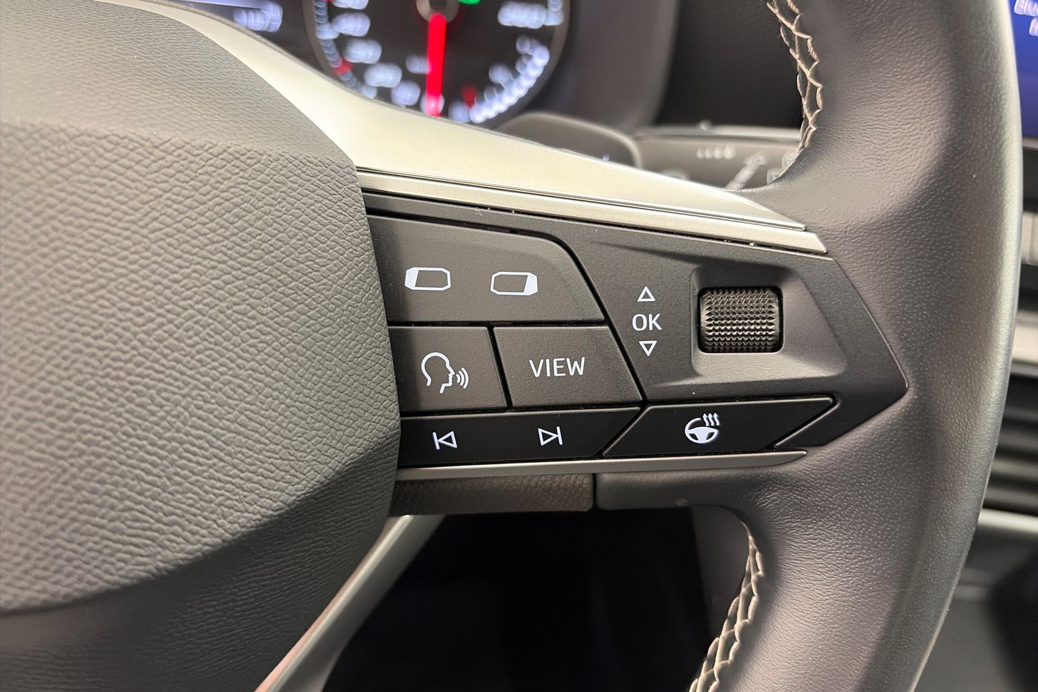 SEAT Leon Sportstourer vaihtoauto