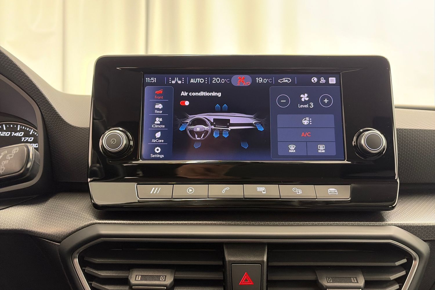 SEAT Leon Sportstourer vaihtoauto