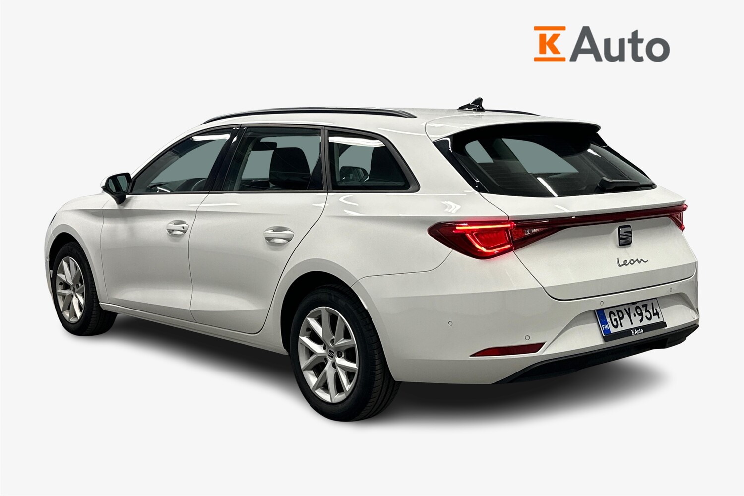 SEAT Leon Sportstourer vaihtoauto