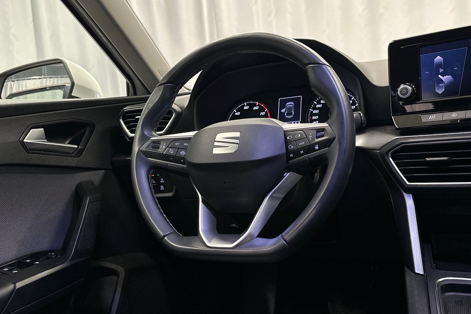 SEAT Leon Sportstourer vaihtoauto