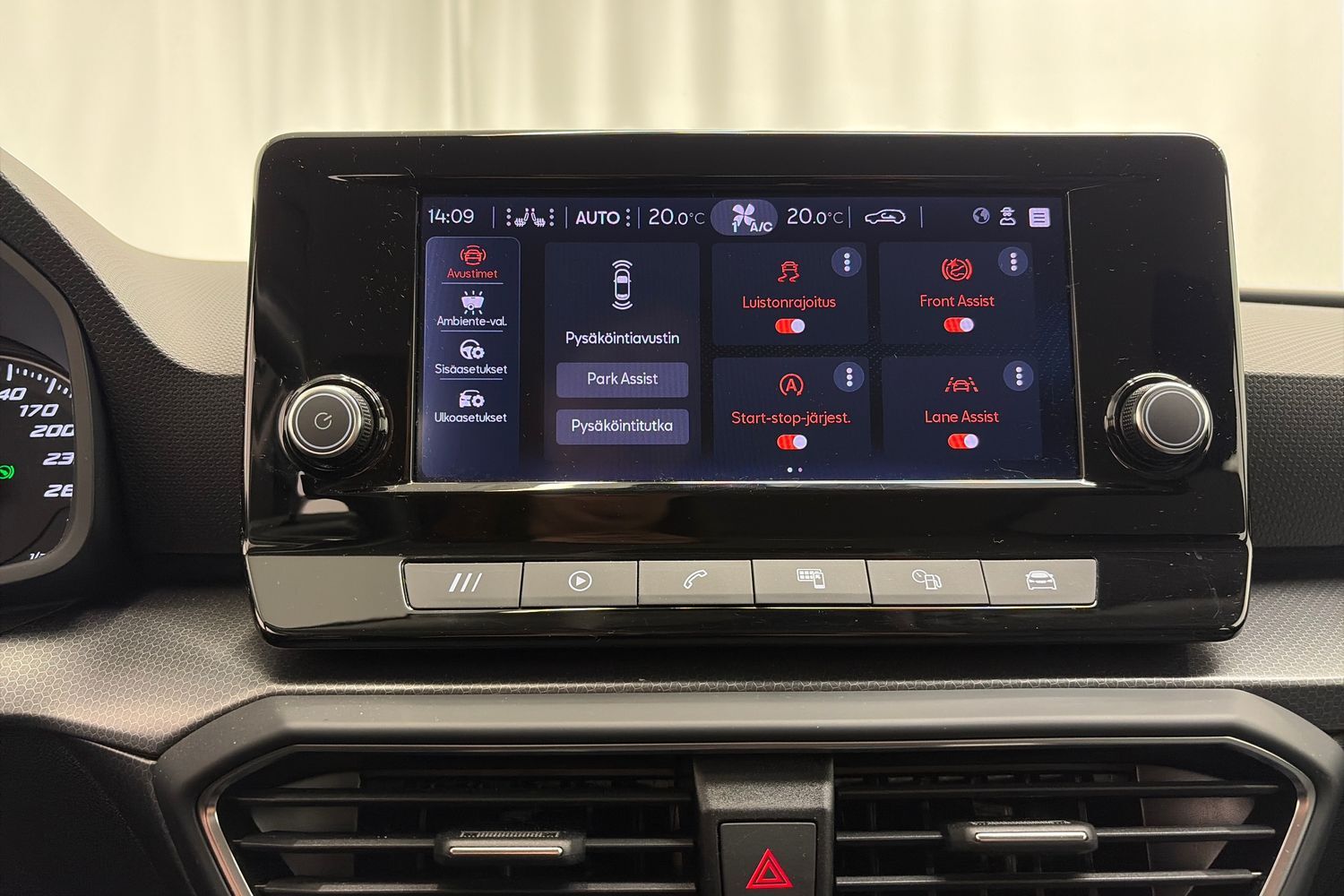 SEAT Leon Sportstourer vaihtoauto