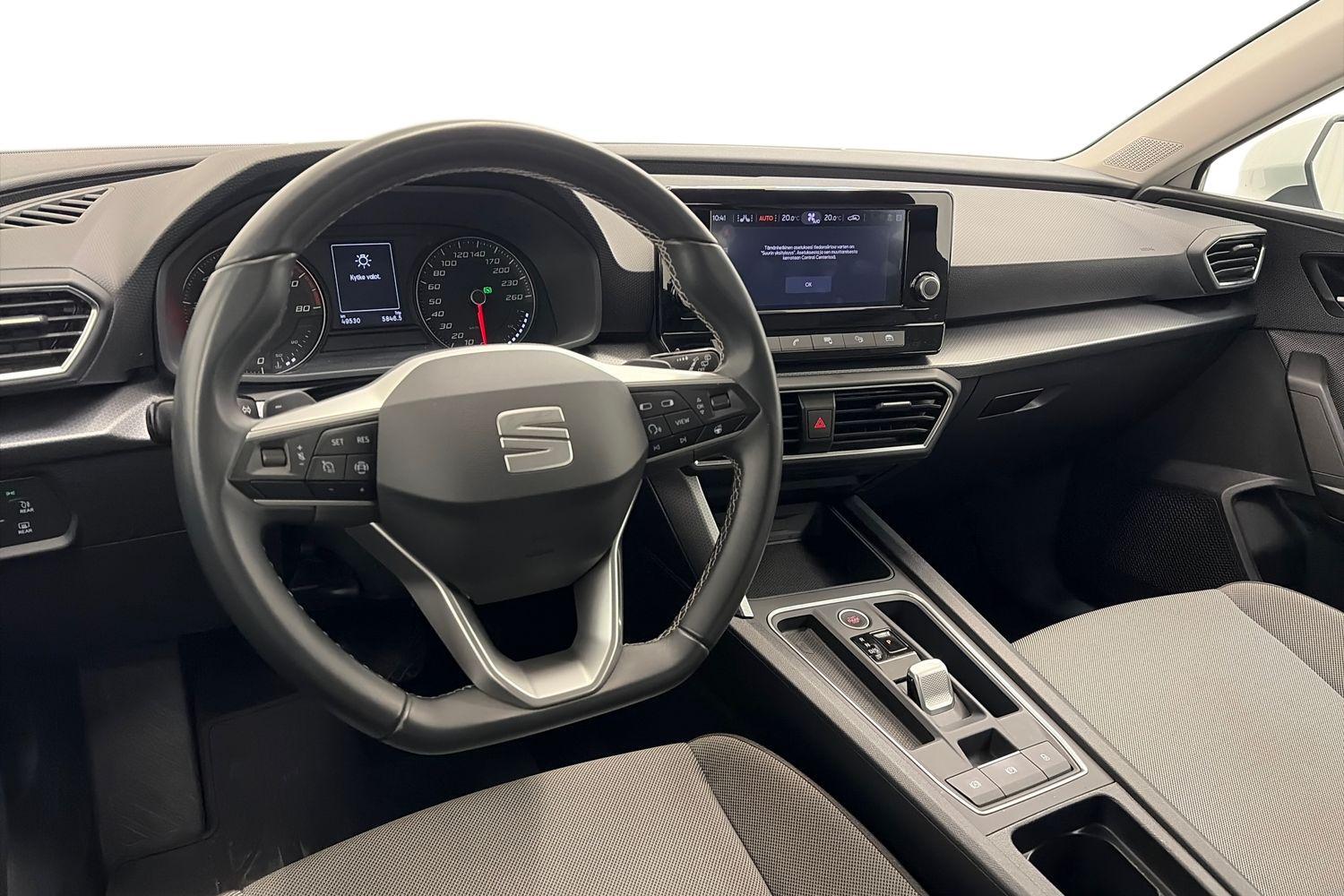 SEAT Leon Sportstourer vaihtoauto