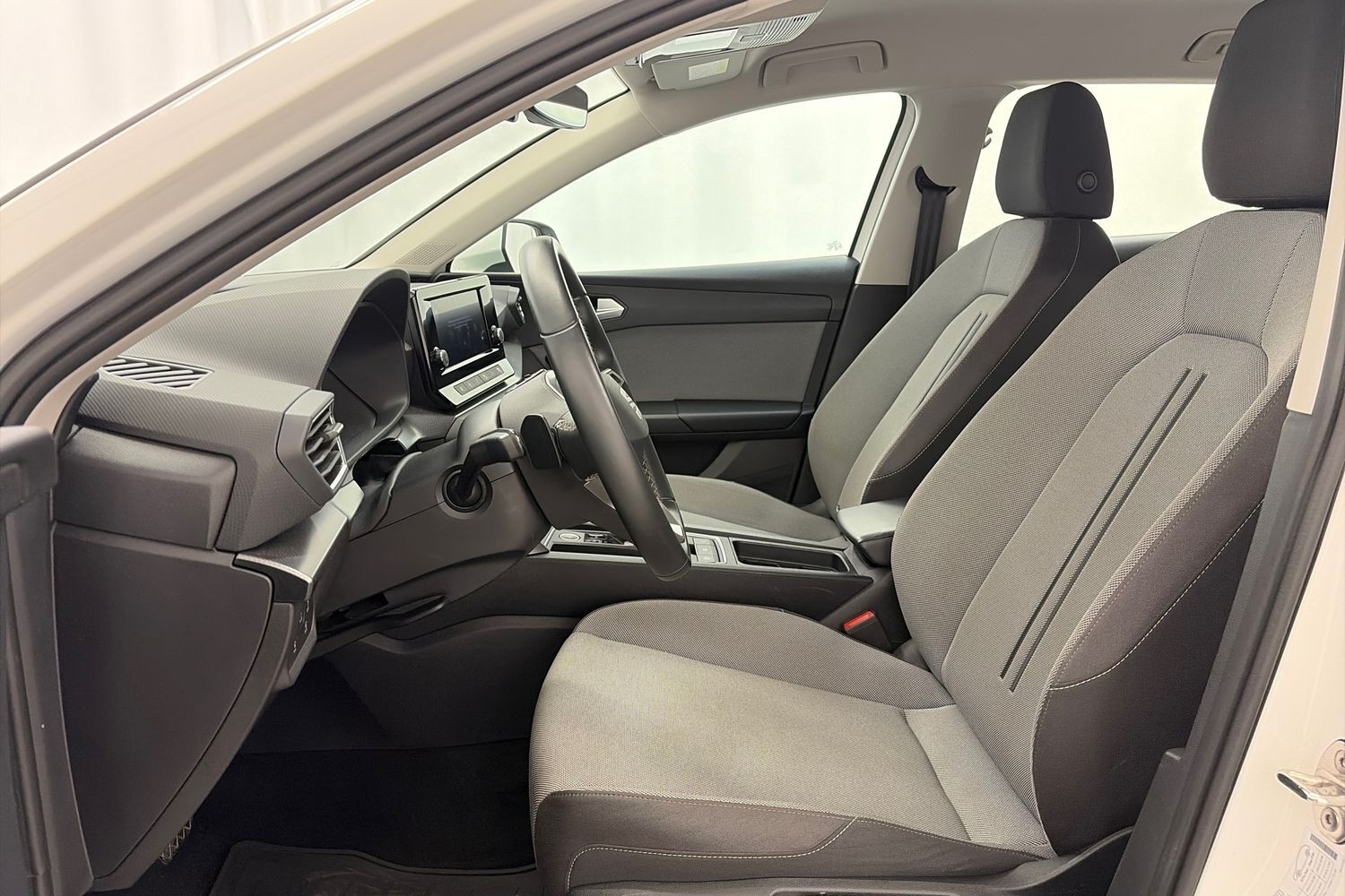 SEAT Leon Sportstourer vaihtoauto