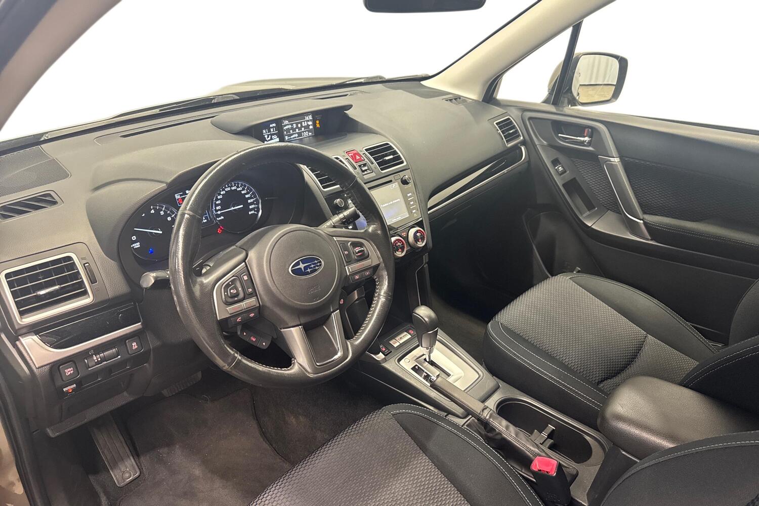 Subaru Forester vaihtoauto