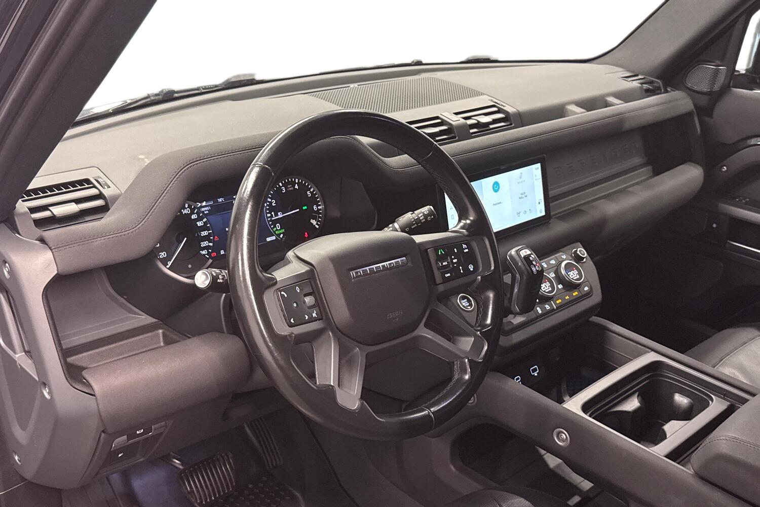 Land Rover Defender vaihtoauto