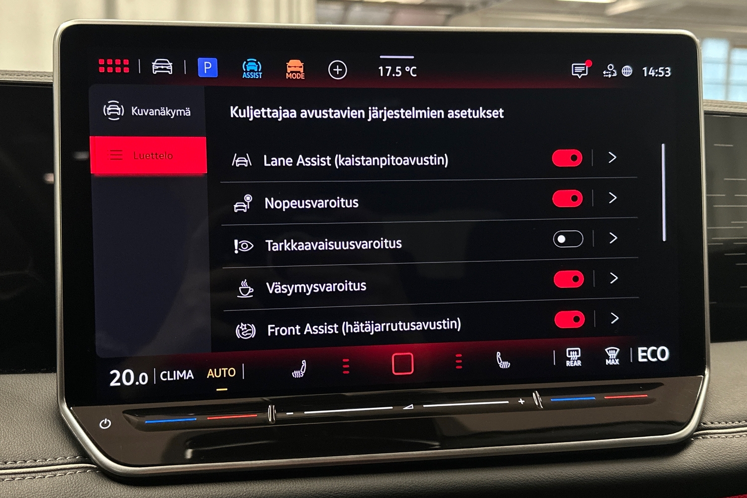 Volkswagen Tiguan vaihtoauto