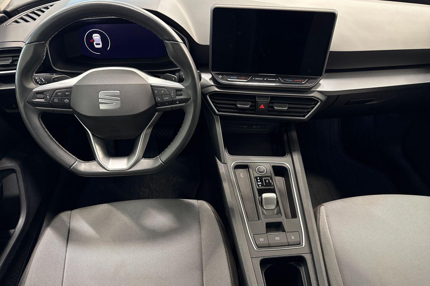 SEAT Leon Sportstourer vaihtoauto