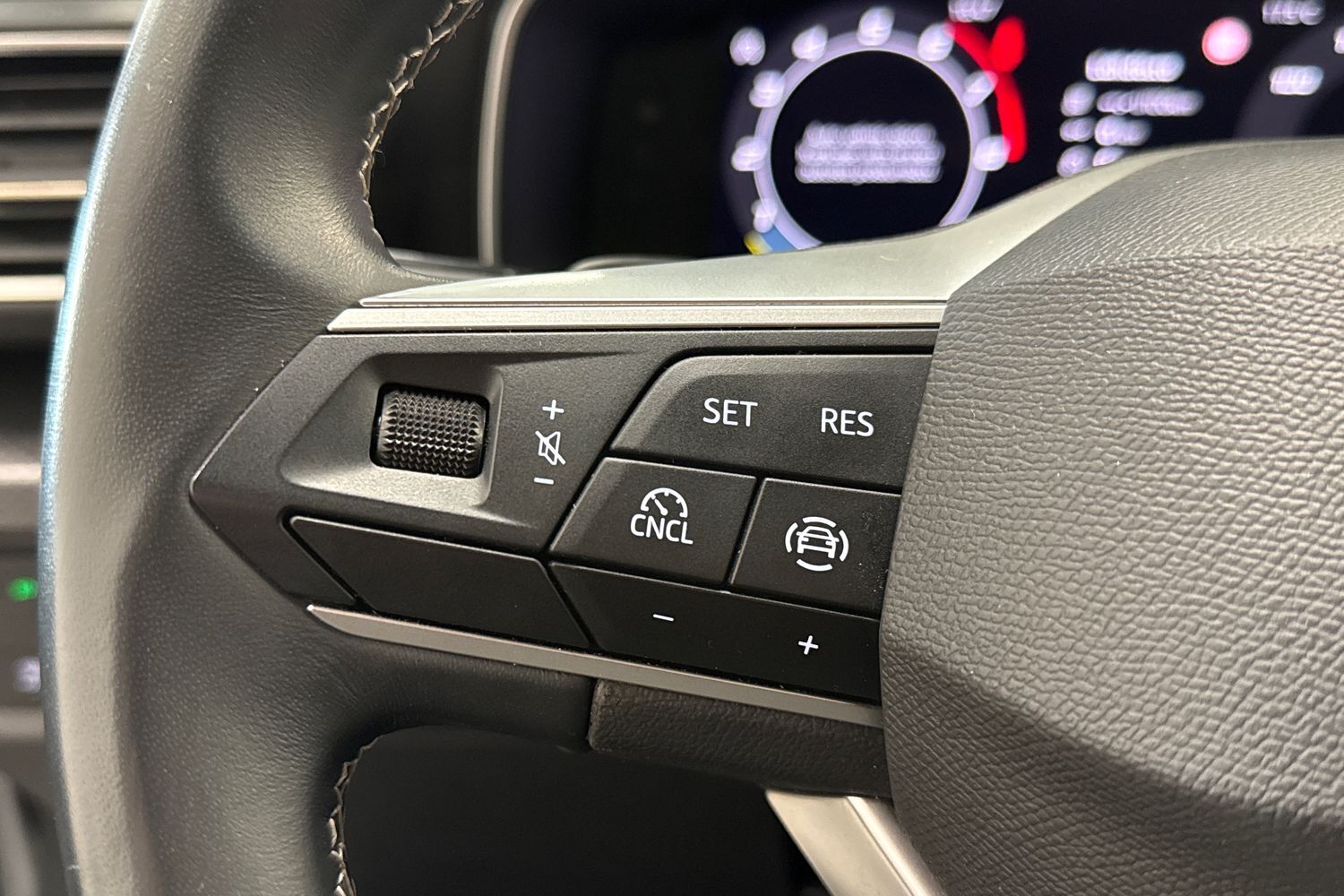 SEAT Leon Sportstourer vaihtoauto