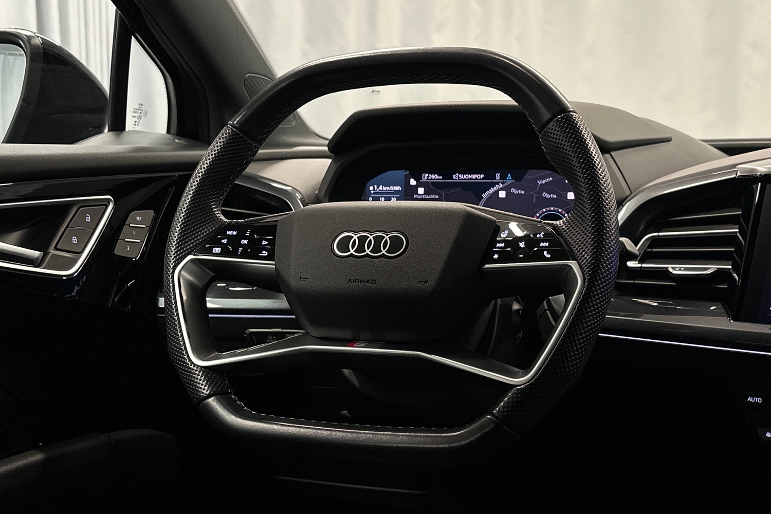 Audi Q4 e-tron vaihtoauto