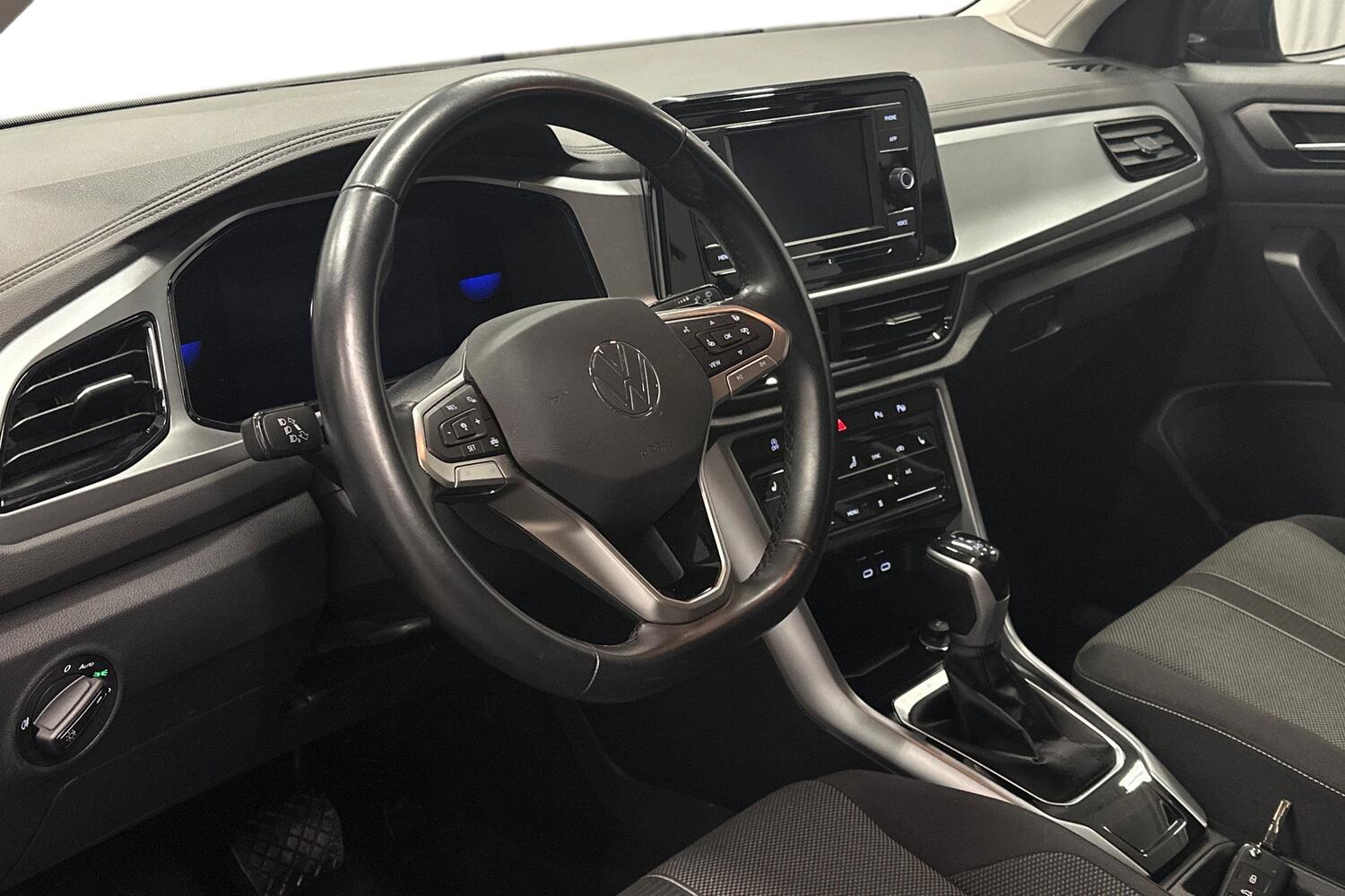 Volkswagen T-Roc vaihtoauto