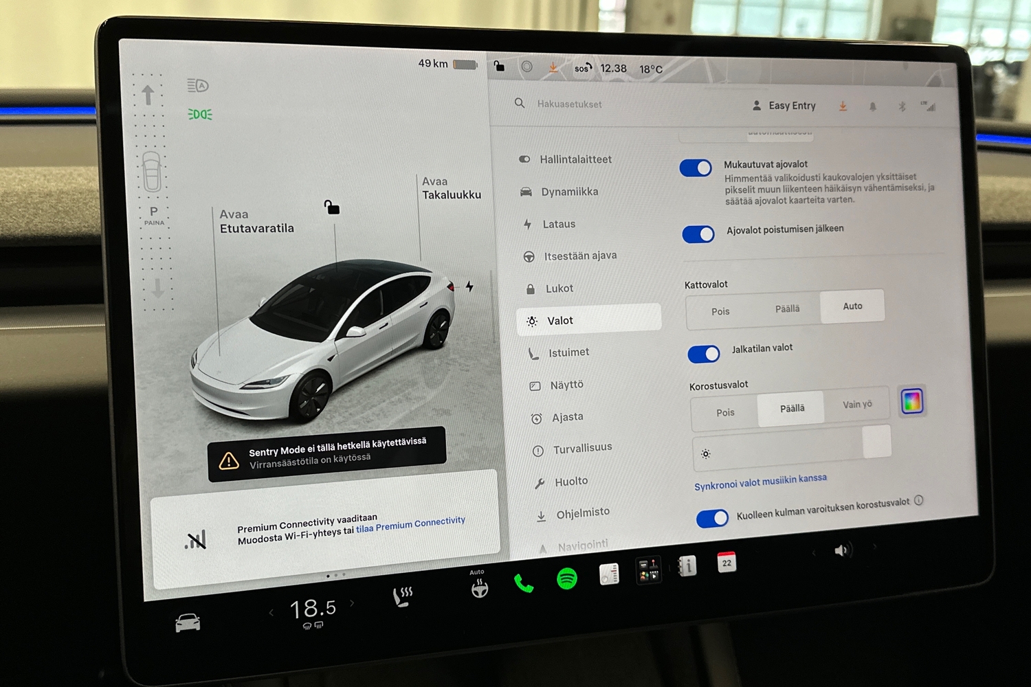 Tesla Model 3 vaihtoauto