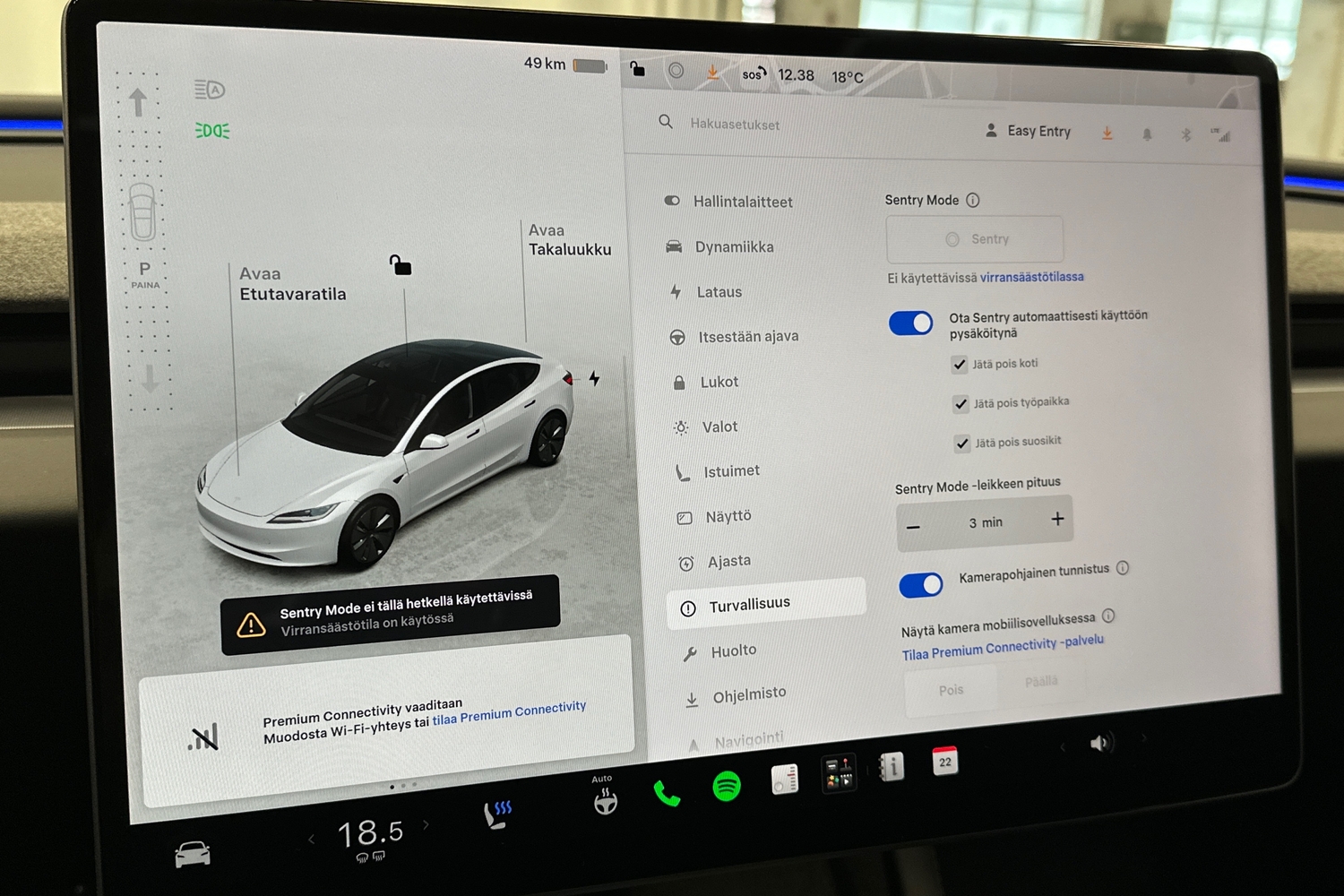 Tesla Model 3 vaihtoauto