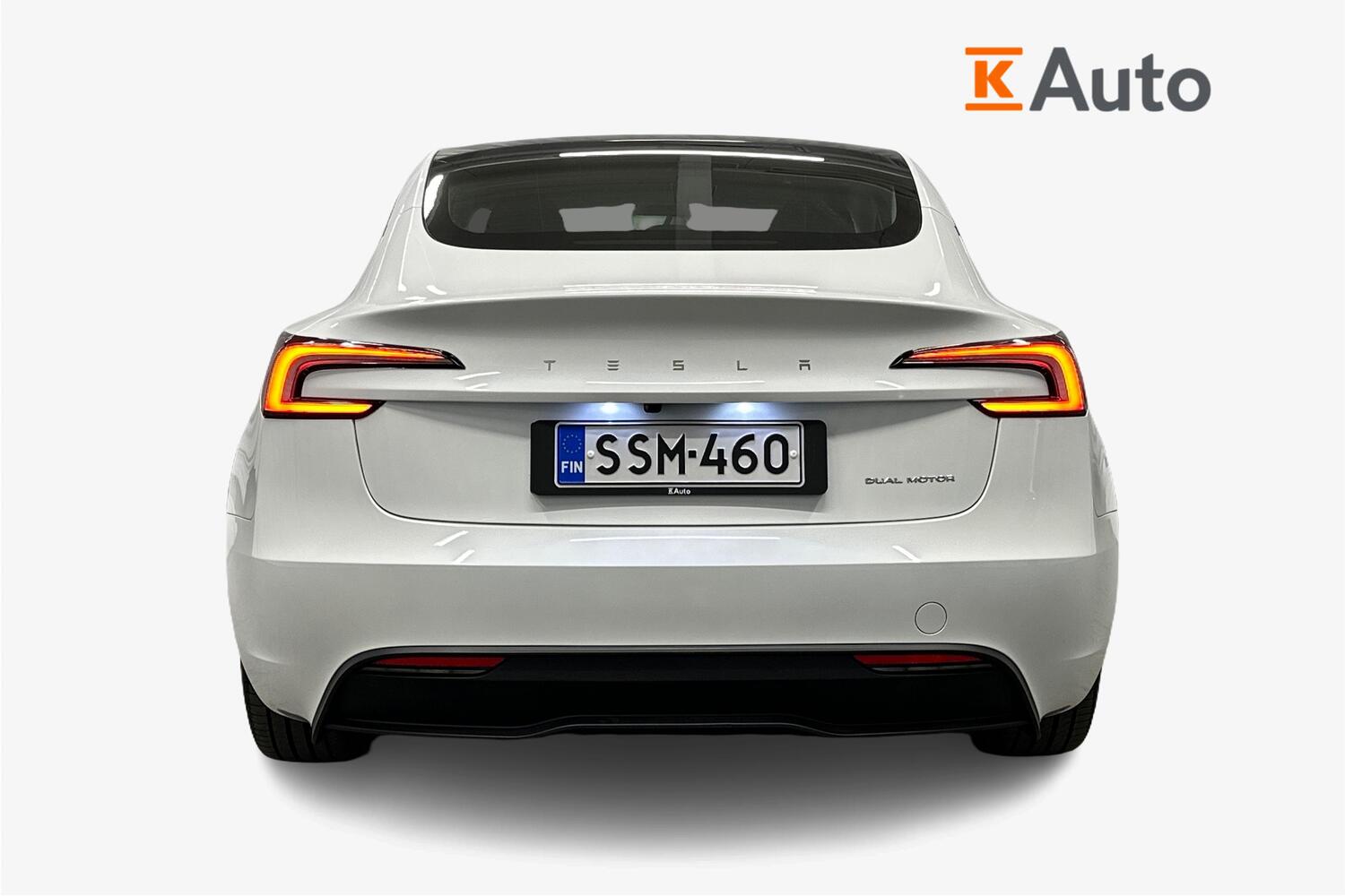 Tesla Model 3 vaihtoauto