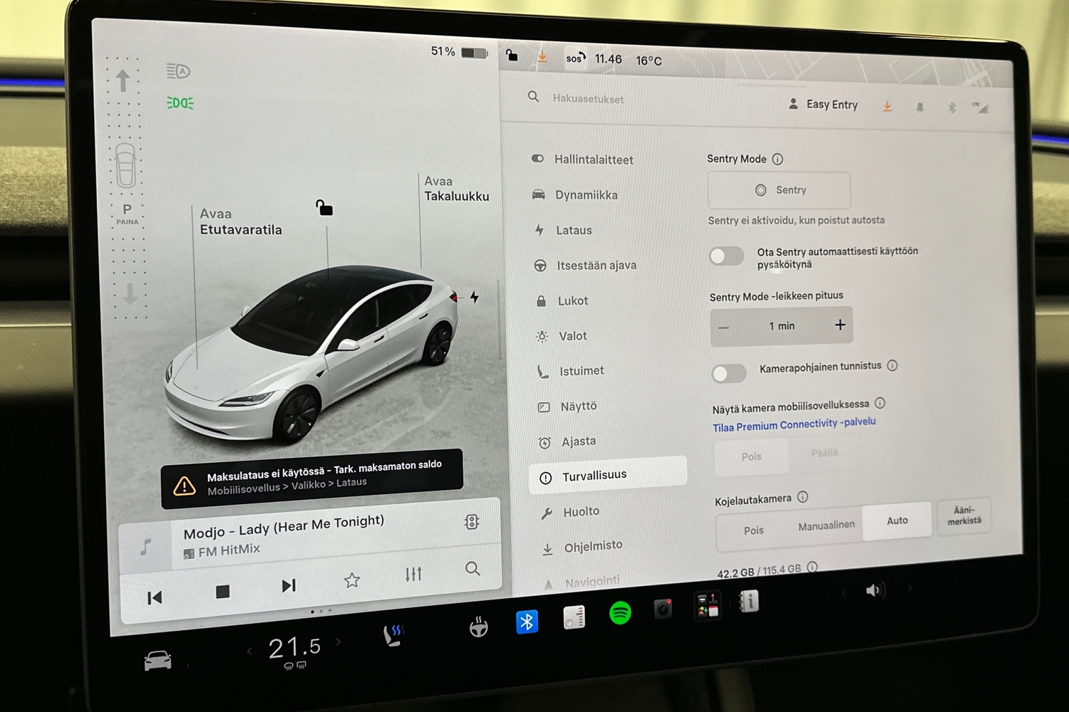 Tesla Model 3 vaihtoauto