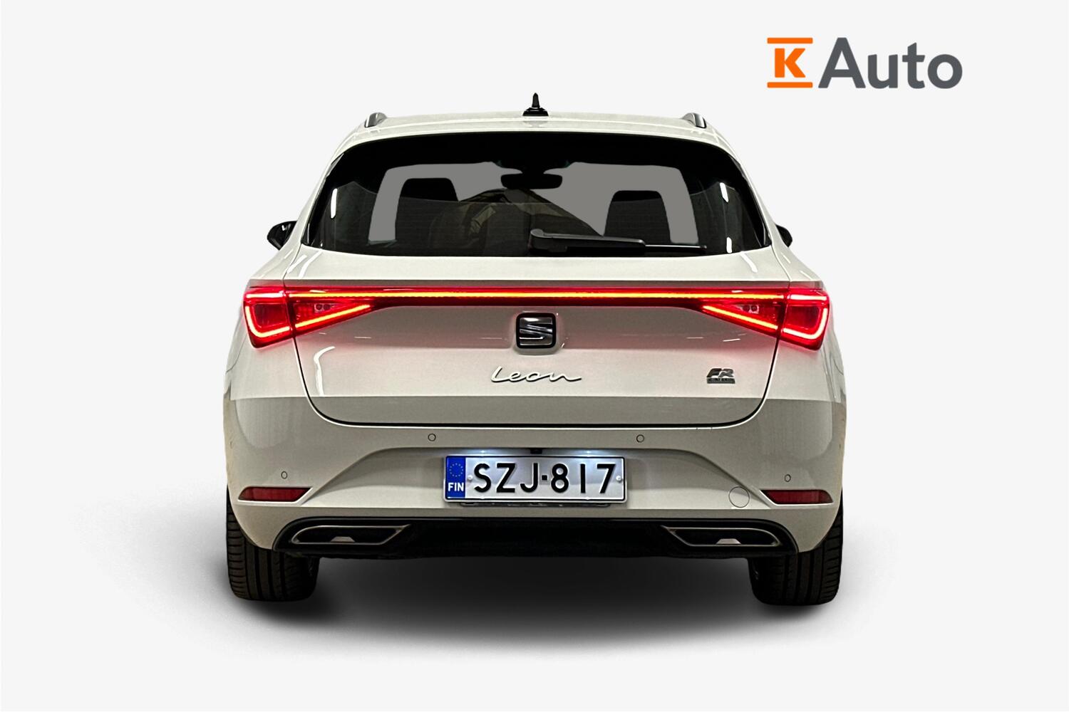 SEAT Leon Sportstourer vaihtoauto