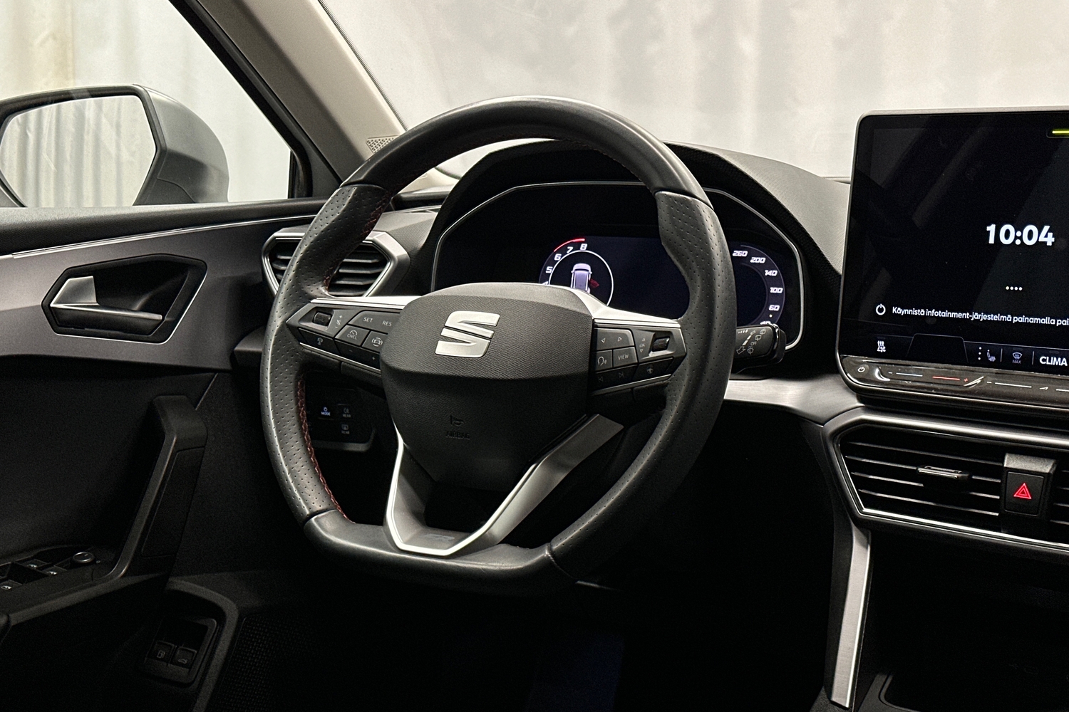 SEAT Leon Sportstourer vaihtoauto