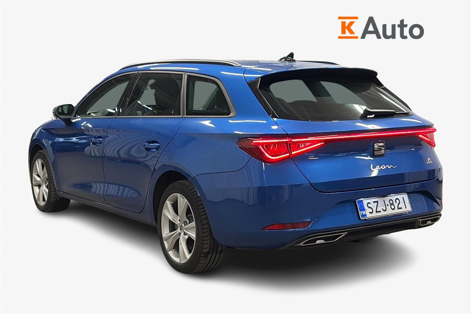 SEAT Leon Sportstourer vaihtoauto
