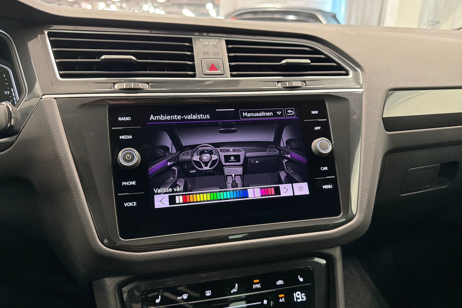 Volkswagen Tiguan vaihtoauto