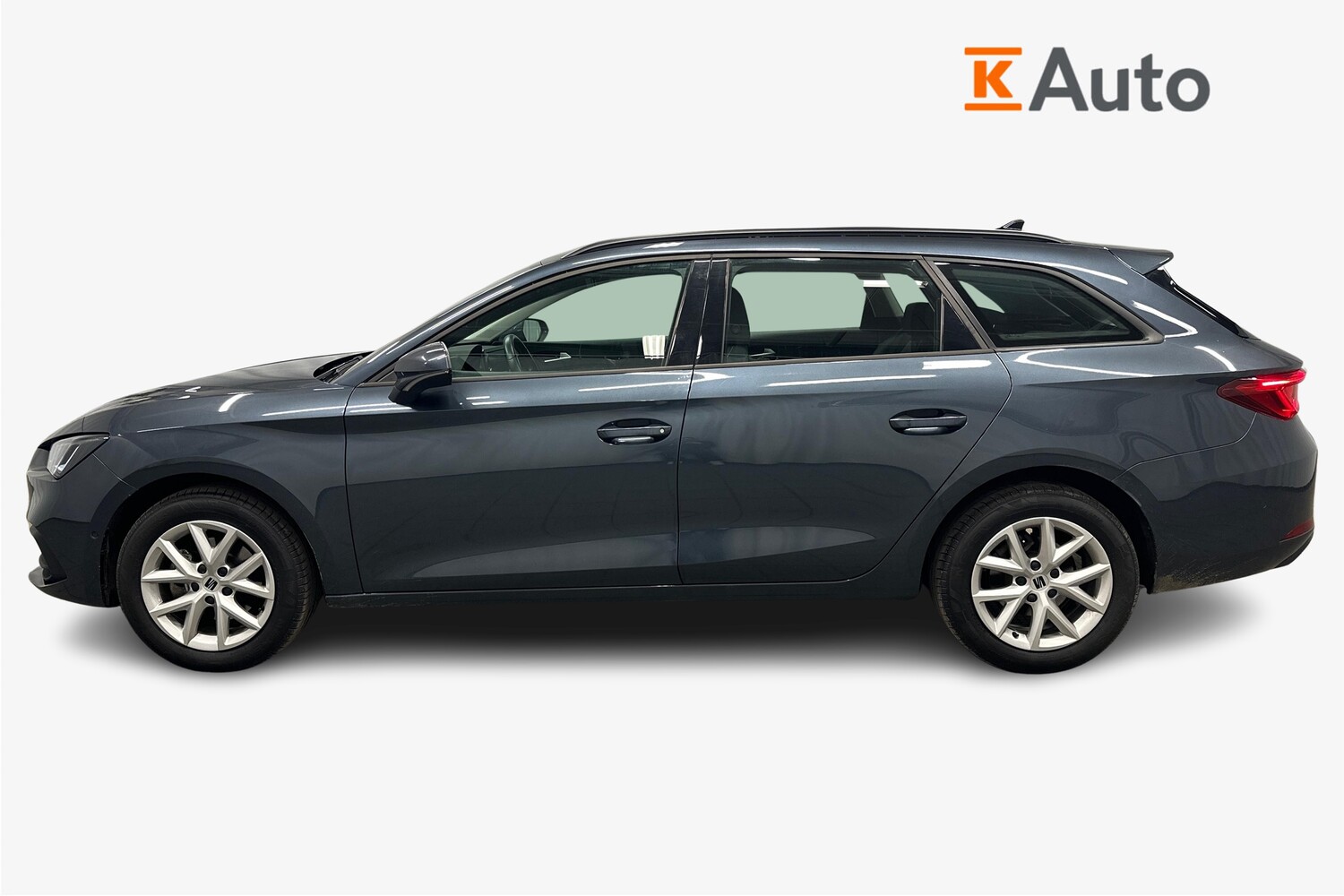SEAT Leon Sportstourer vaihtoauto