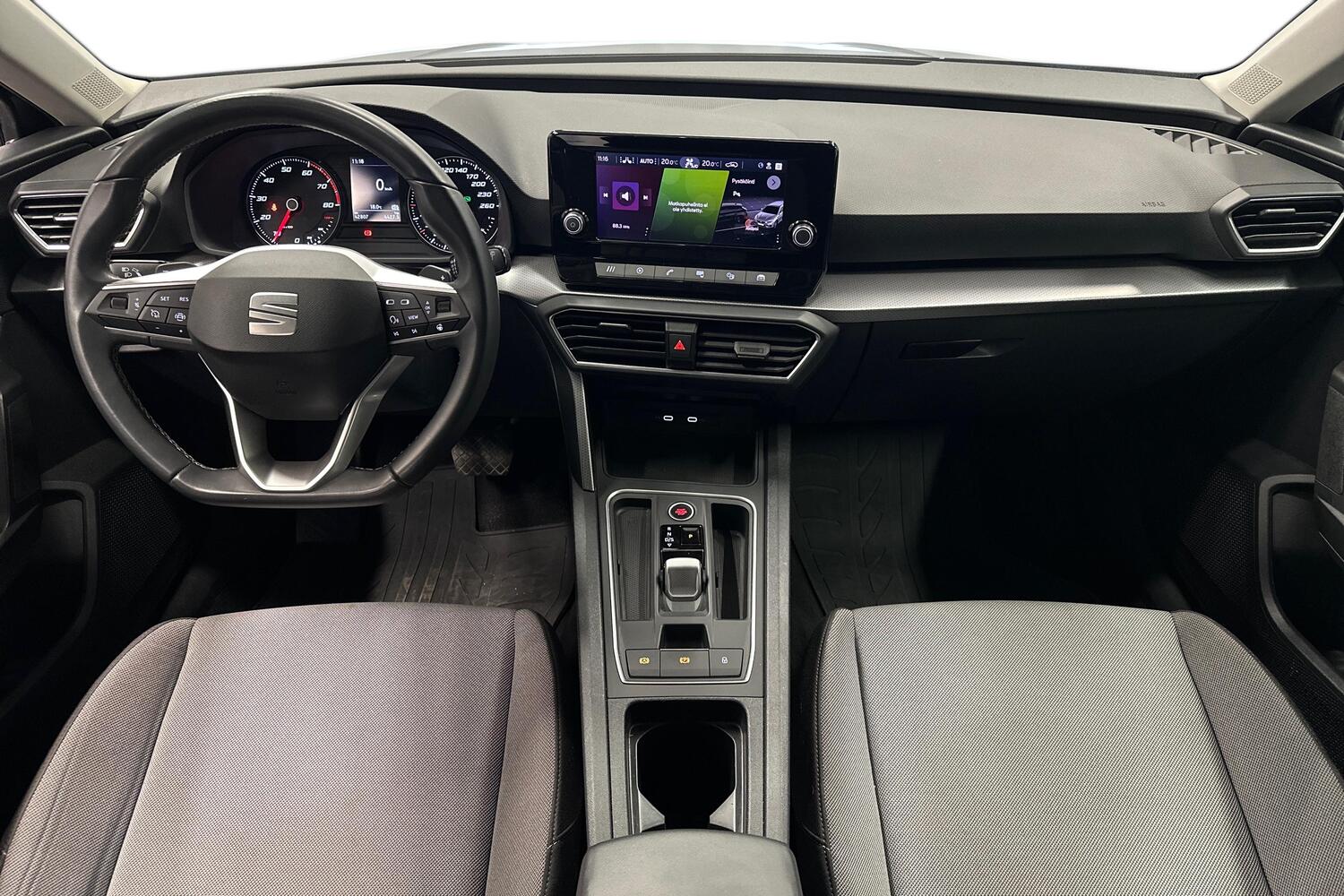 SEAT Leon Sportstourer vaihtoauto