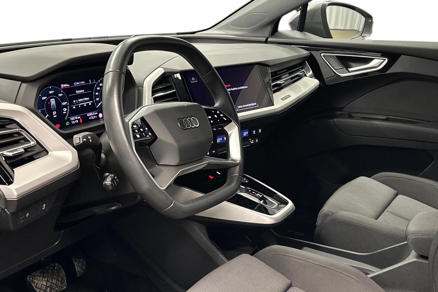 Audi Q4 e-tron vaihtoauto