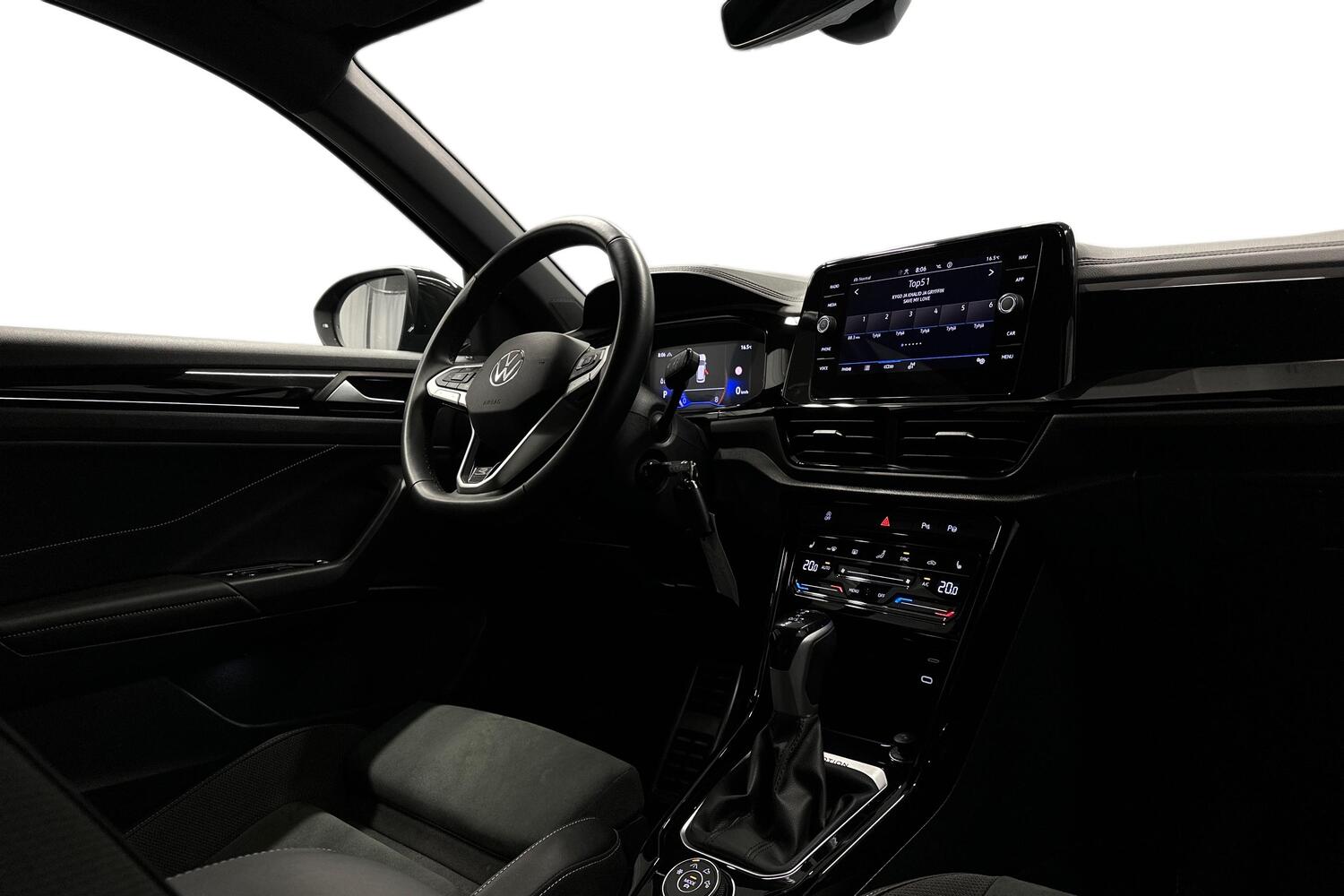 Volkswagen T-Roc vaihtoauto
