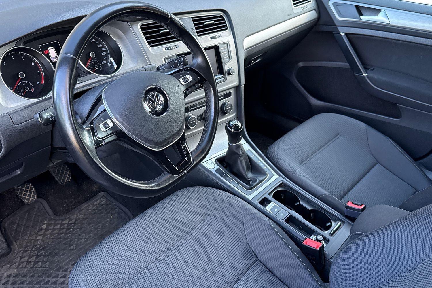 Volkswagen Golf vaihtoauto