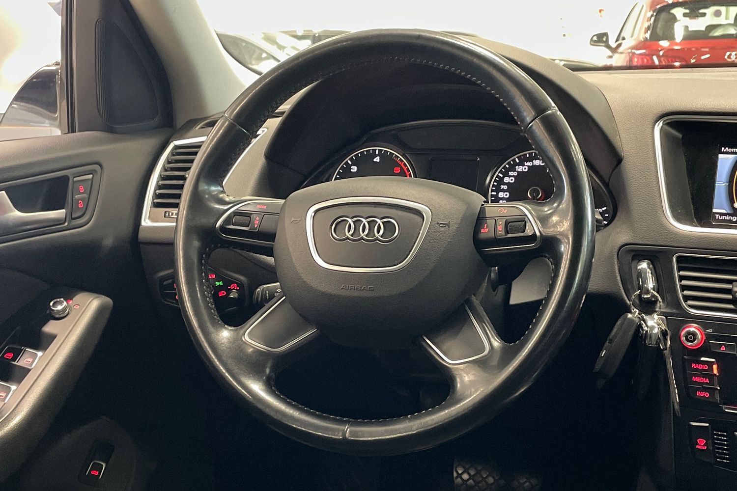 Audi Q5 vaihtoauto