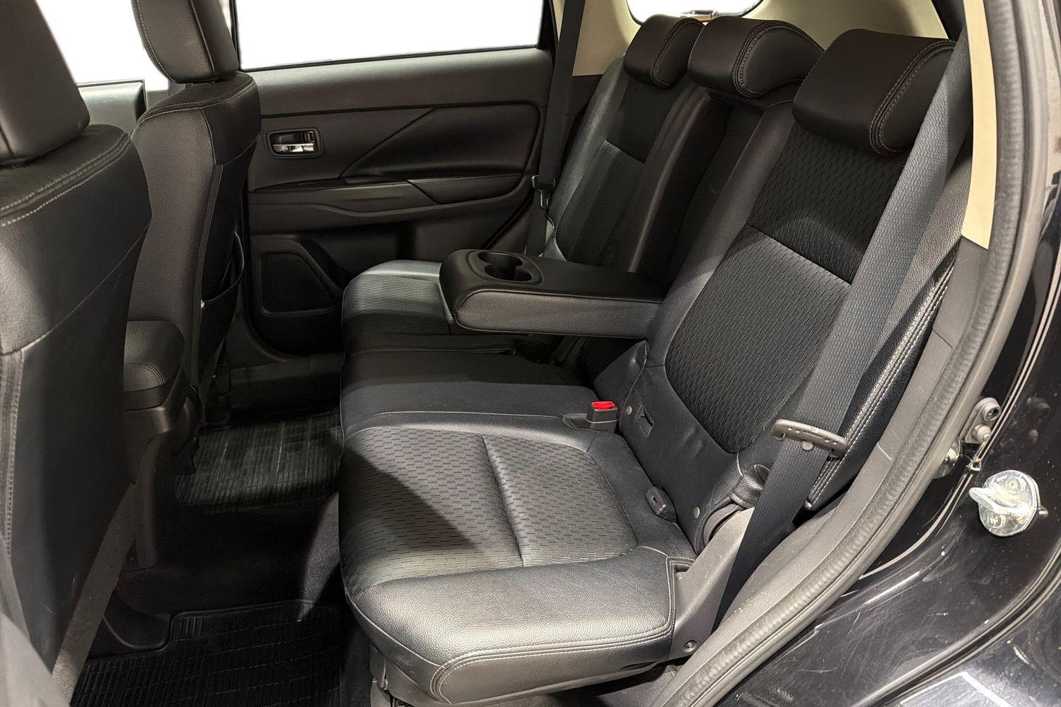 Mitsubishi Outlander vaihtoauto