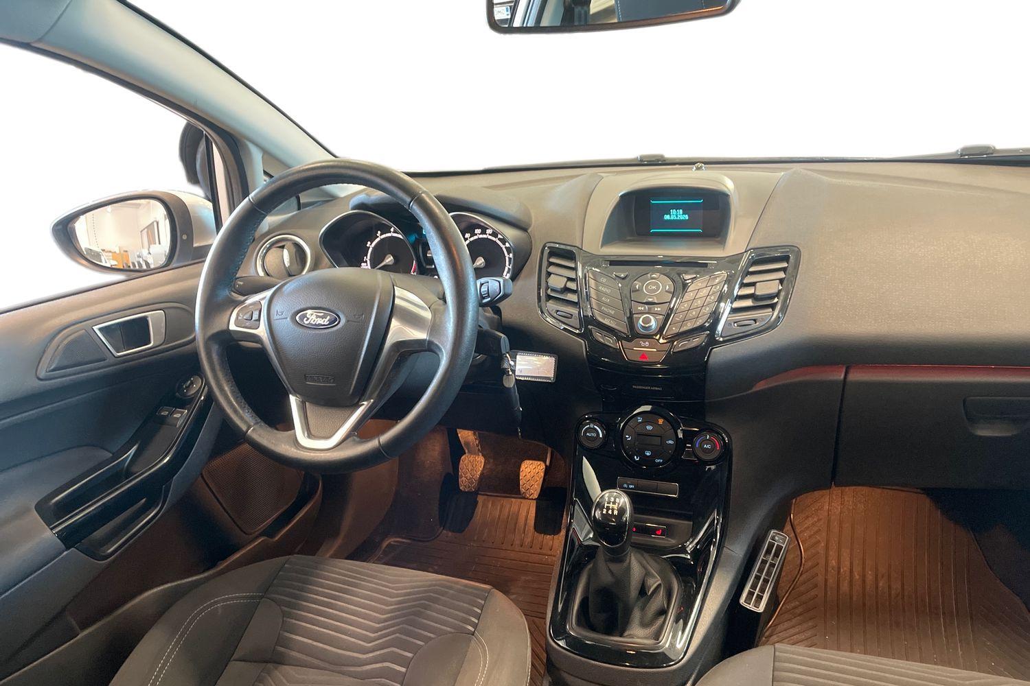 Ford Fiesta vaihtoauto