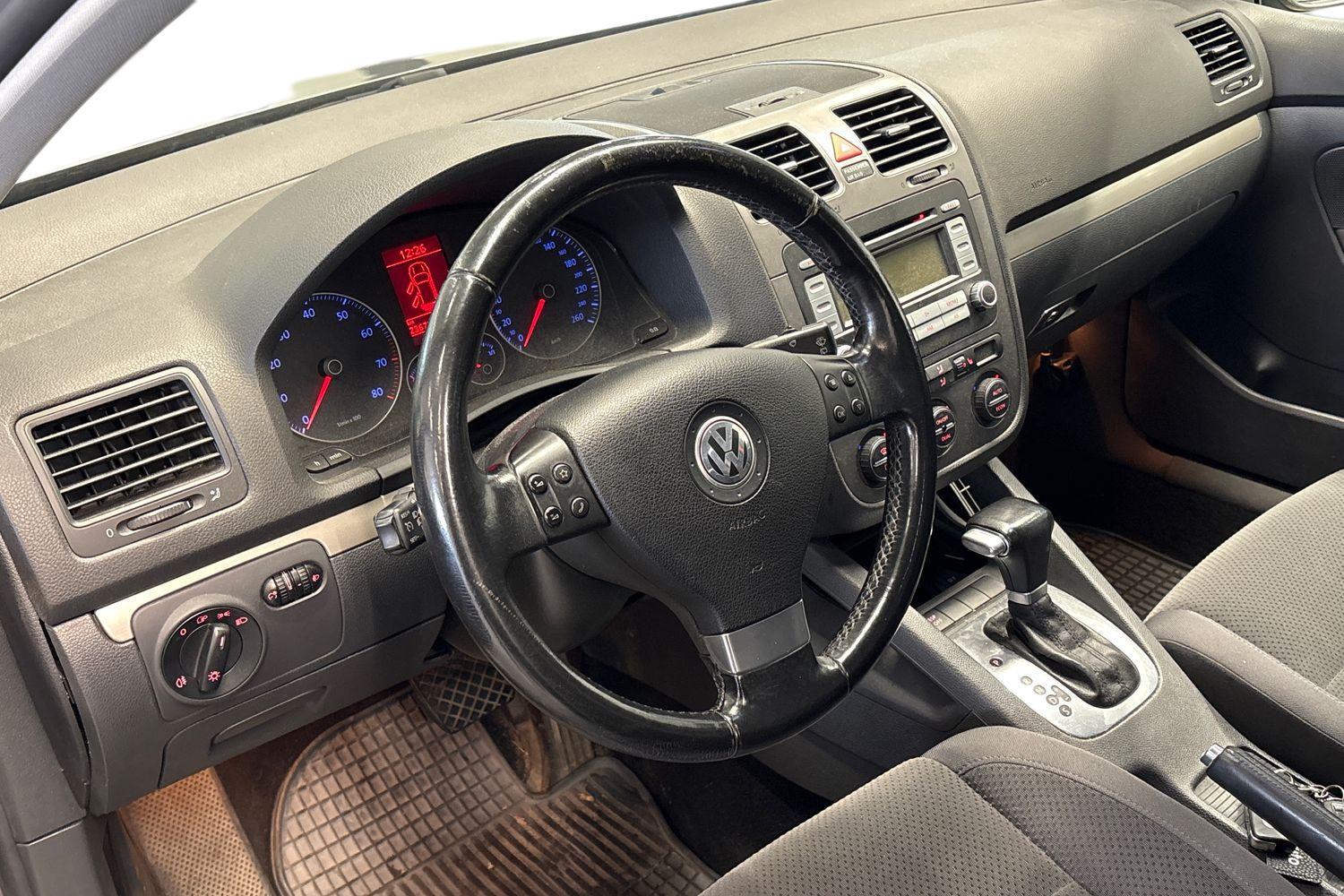 Volkswagen Golf vaihtoauto