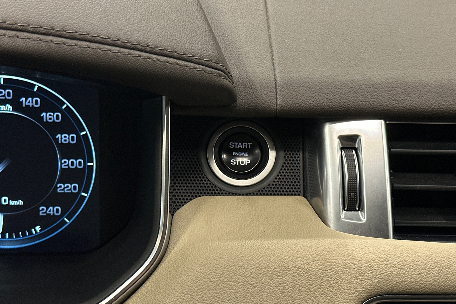 Land Rover Range Rover Sport vaihtoauto