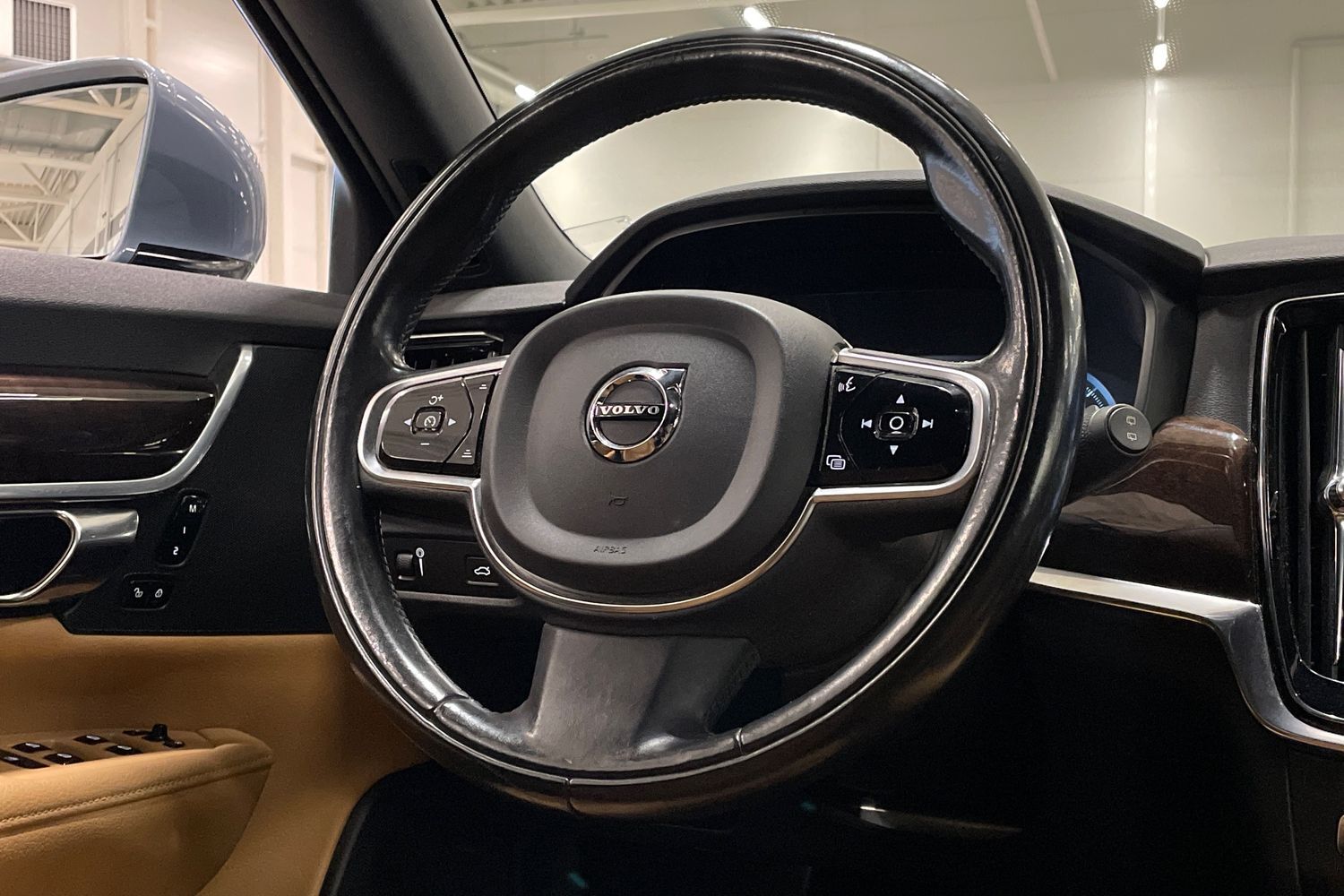 Volvo V90 vaihtoauto