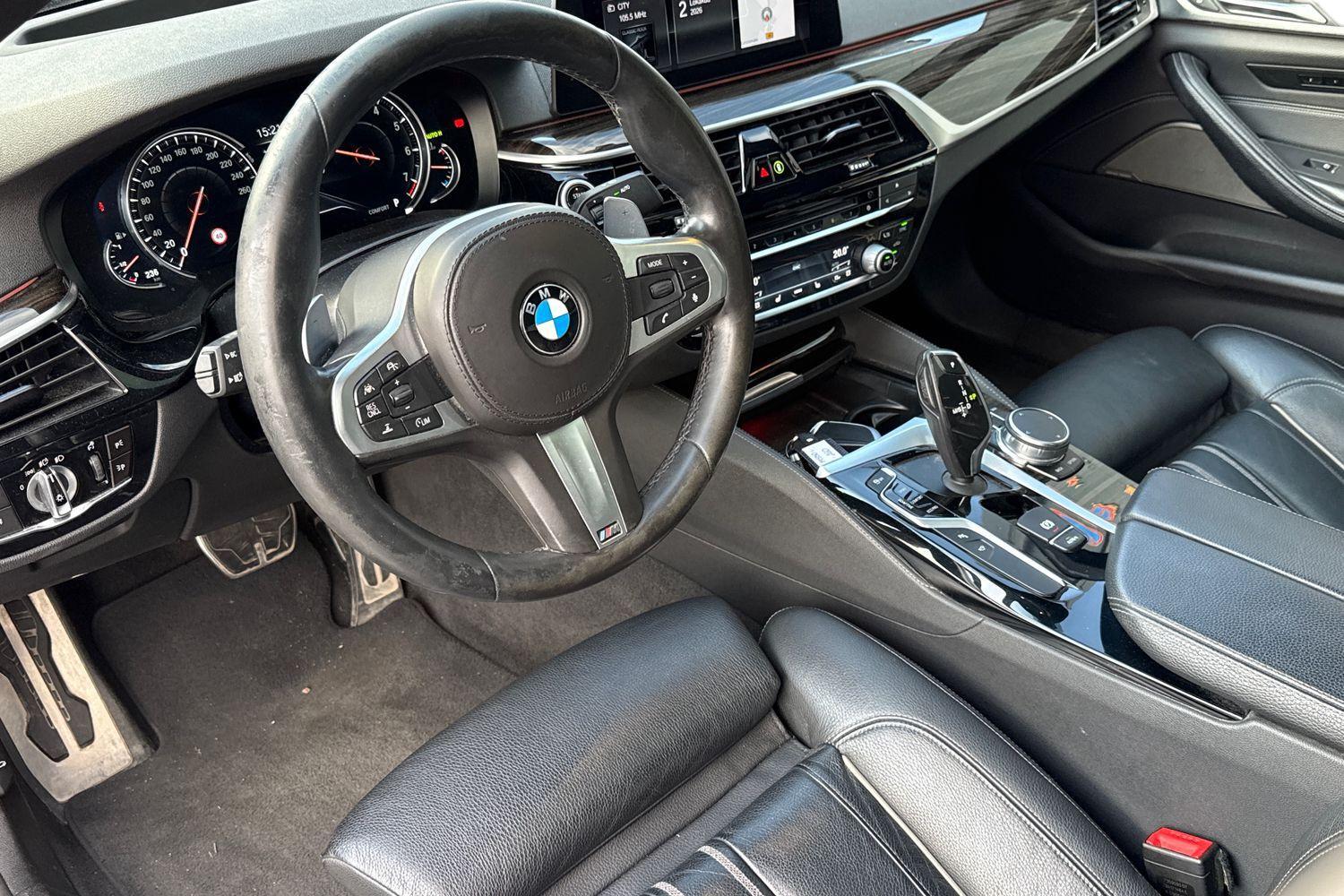 BMW M5 vaihtoauto