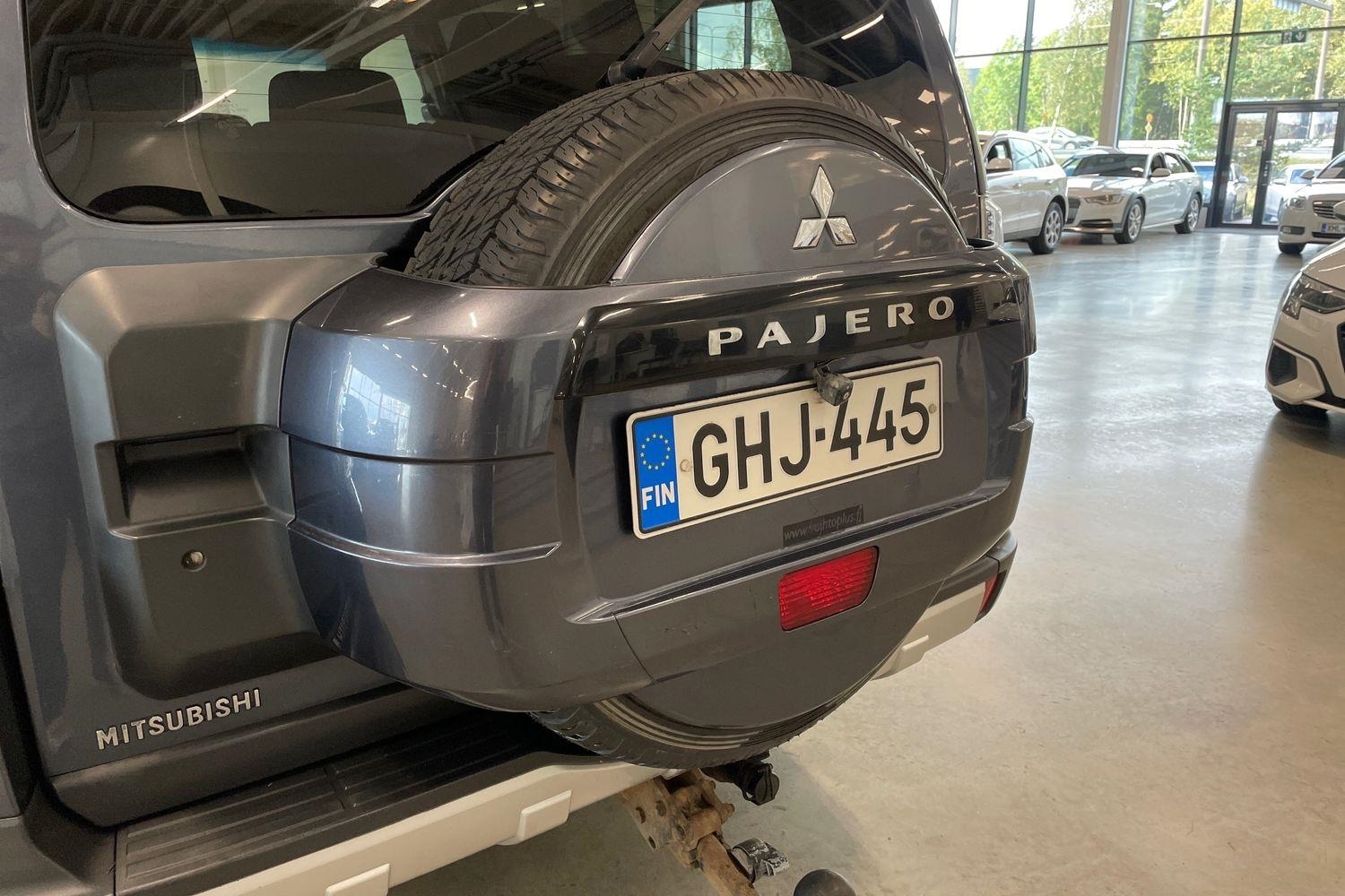 Mitsubishi Pajero vaihtoauto