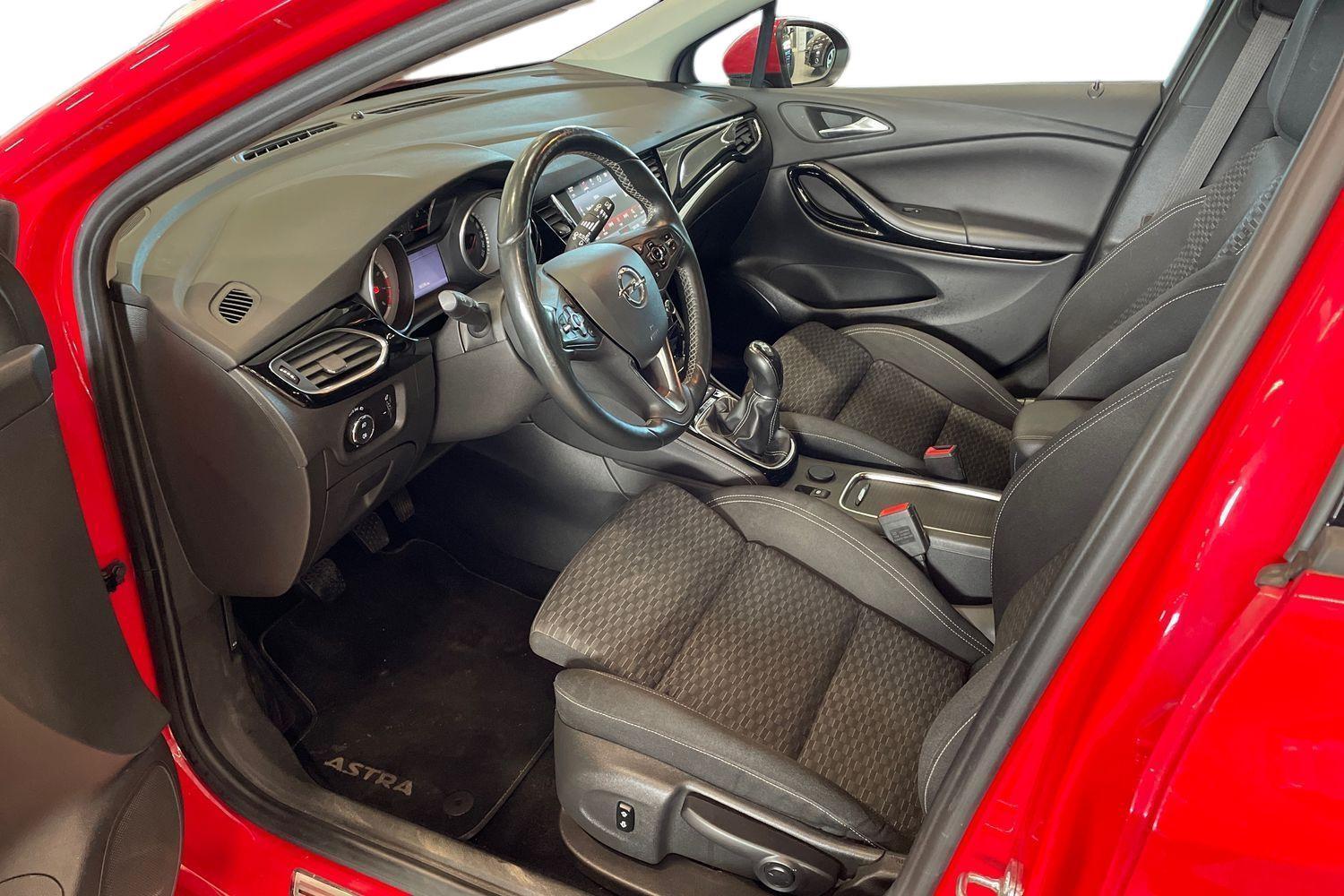 Opel Astra vaihtoauto