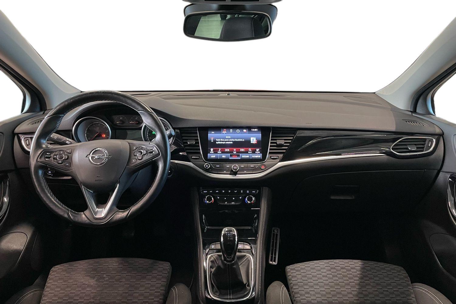 Opel Astra vaihtoauto