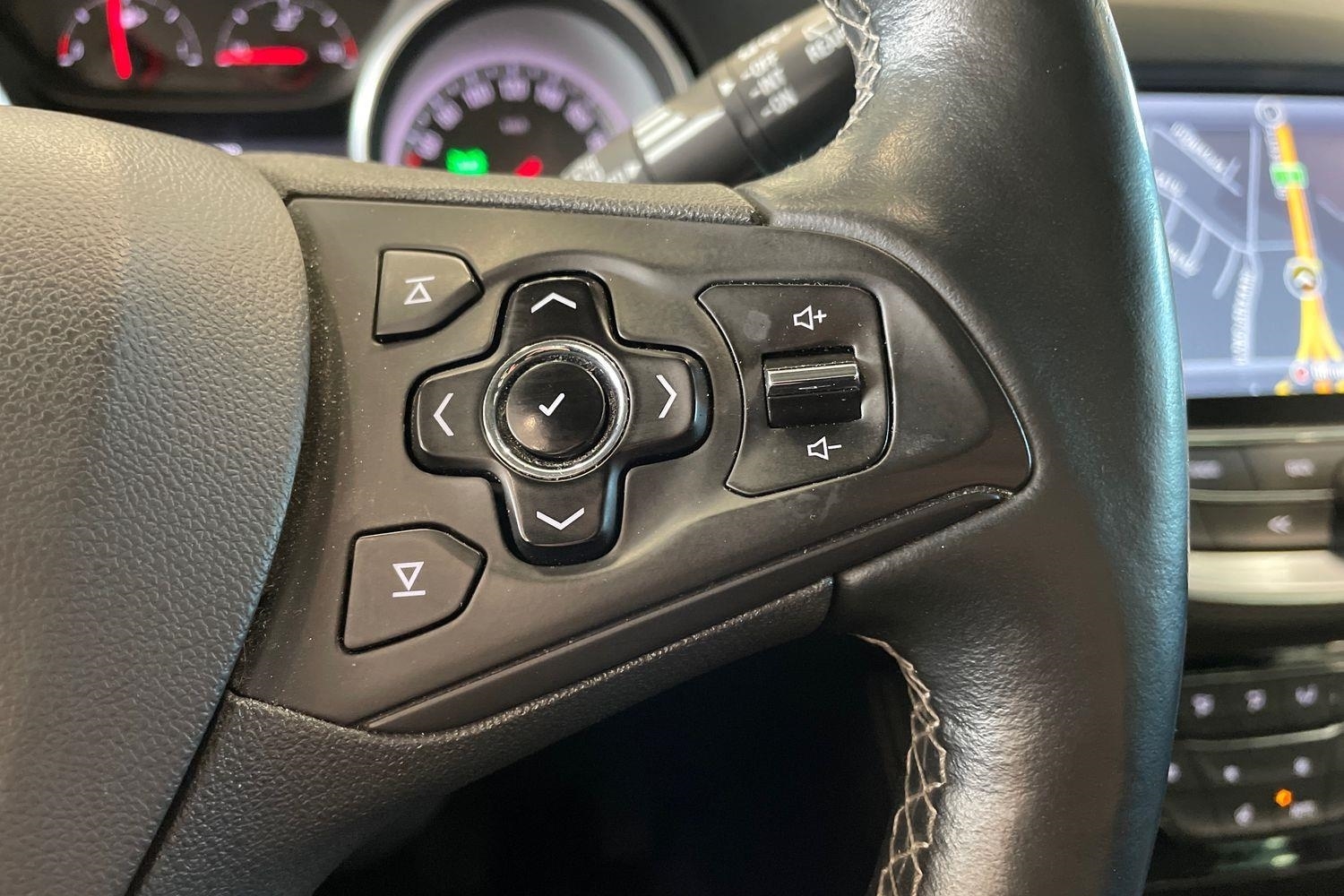 Opel Astra vaihtoauto