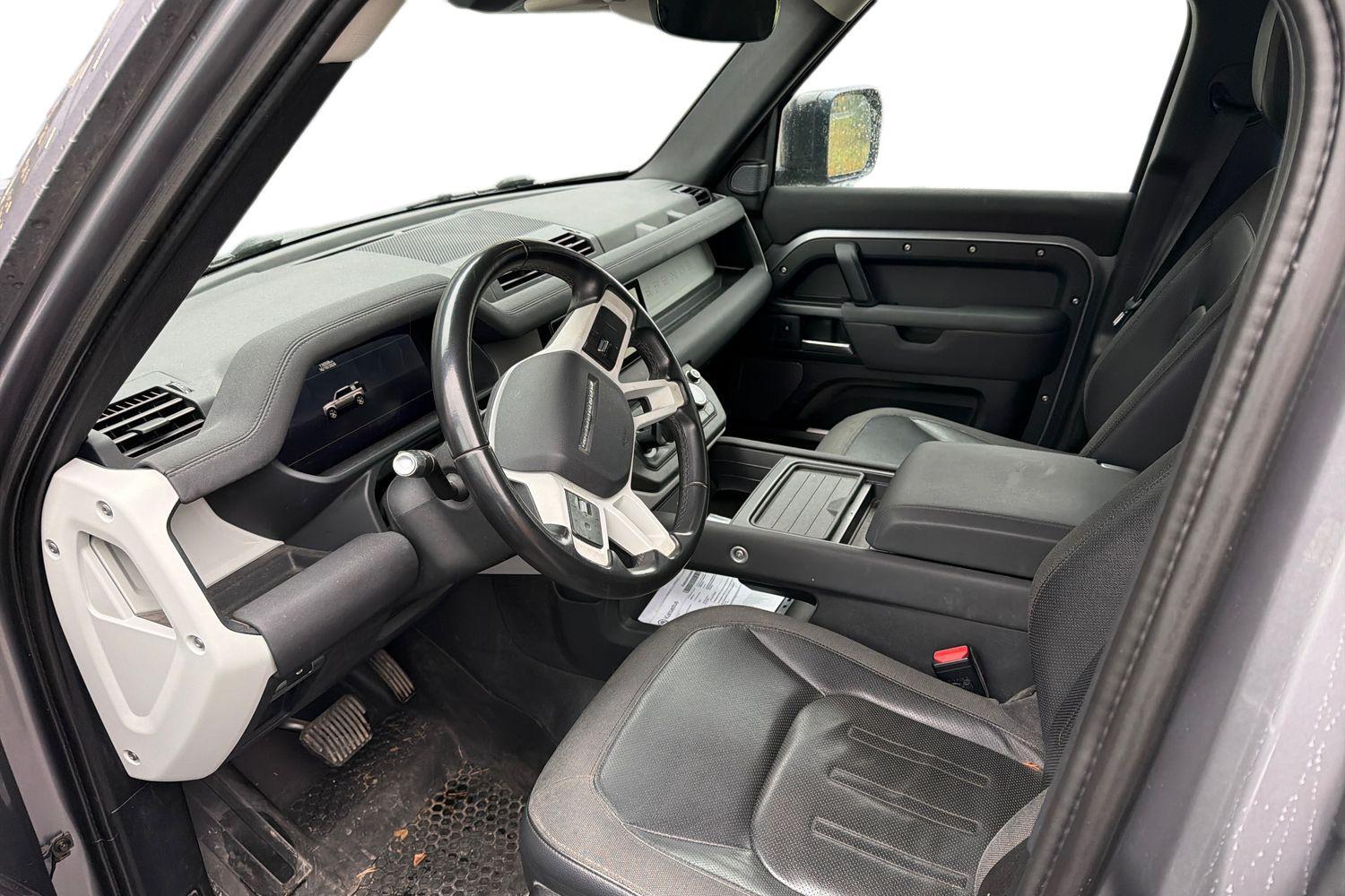 Land Rover Defender vaihtoauto