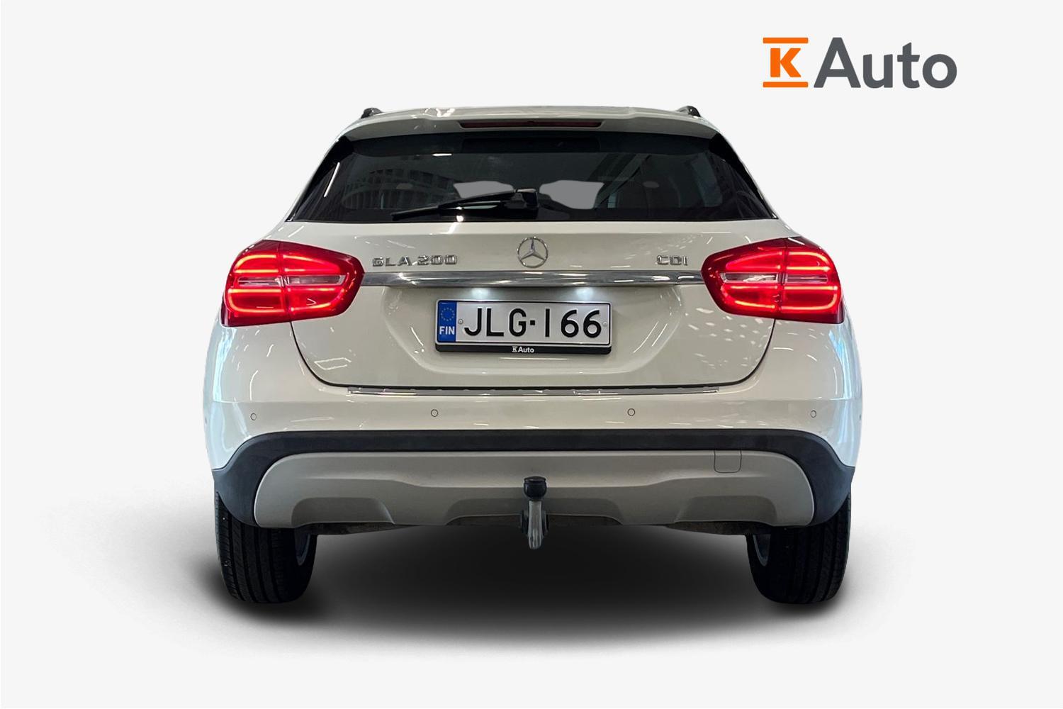 Mercedes-Benz GLA vaihtoauto